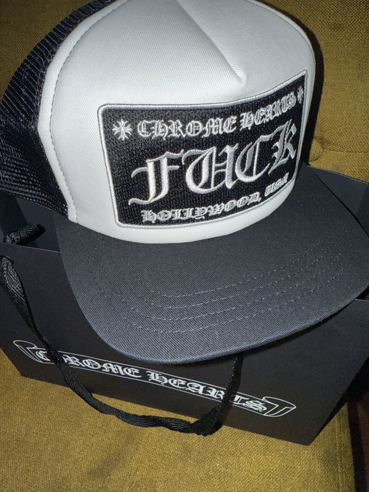 Chrome Hearts Chrome hearts exclusive “fuck Hollywood” trucker hat Size ONE SIZE - 8 Thumbnail