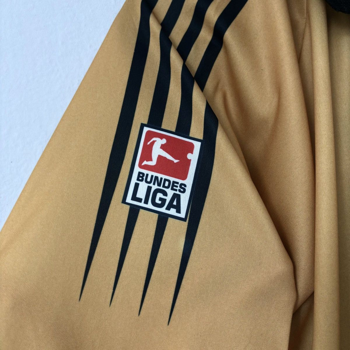 Vintage 2004 2005 Bayern Munich Adidas Vintage Away Soccer Jersey FC Size US XL / EU 56 / 4 - 7 Thumbnail