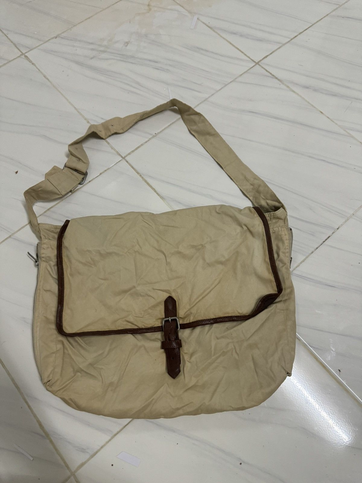 CABANE de ZUCCa × Designer × Issey Miyake CABANE DE ZUCCA MESSENGER BAG Size ONE SIZE - 1 Thumbnail