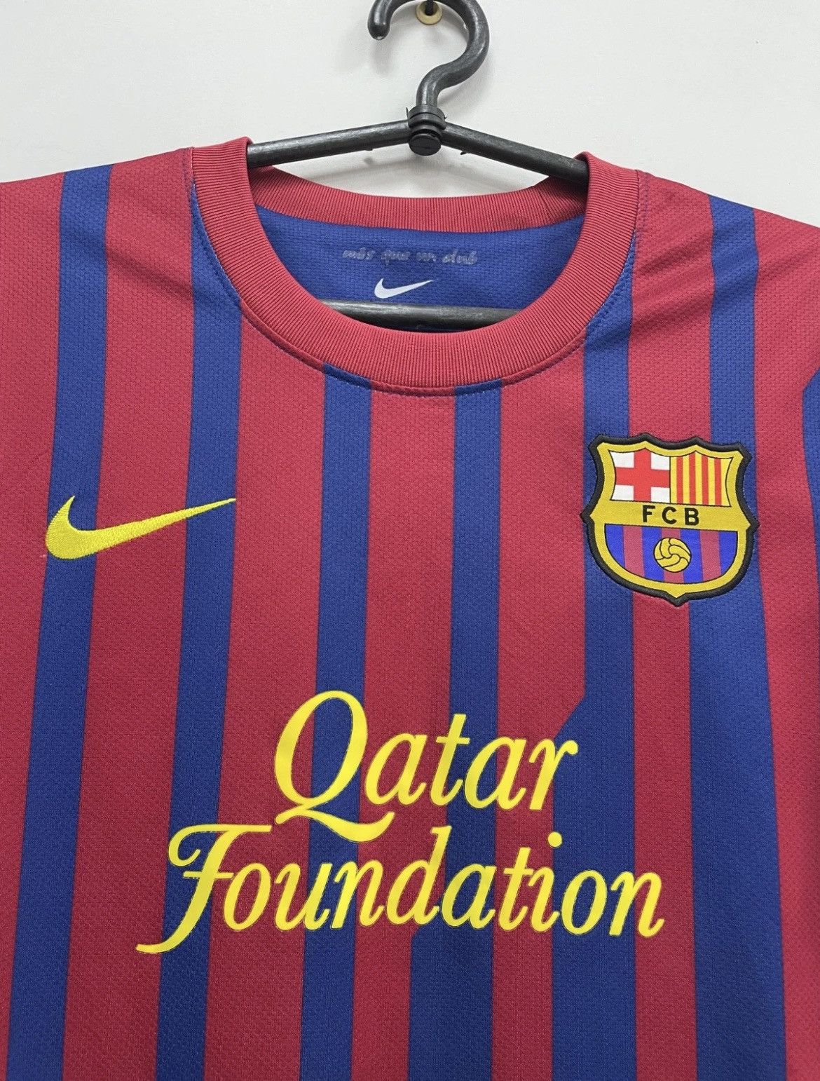 Nike FC Barcelona 2011/2012 Home Football Shirt Jersey Nike Size US S / EU 44-46 / 1 - 3 Thumbnail