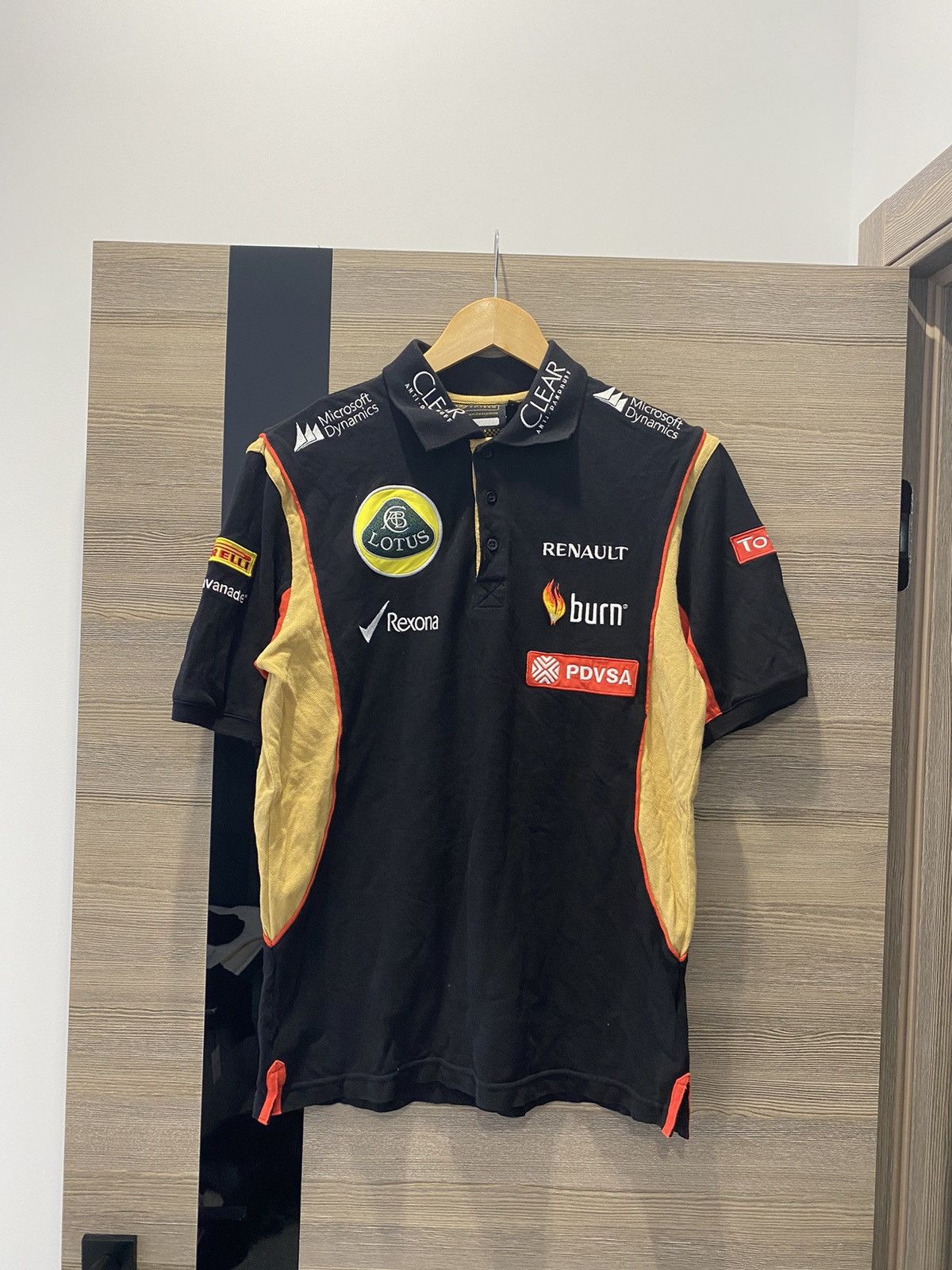Formula 1 × Vintage Vintage Lotus Renault Formula 1 Racing Polo Romain Grosjan Size US S / EU 44-46 / 1 - 1 Thumbnail
