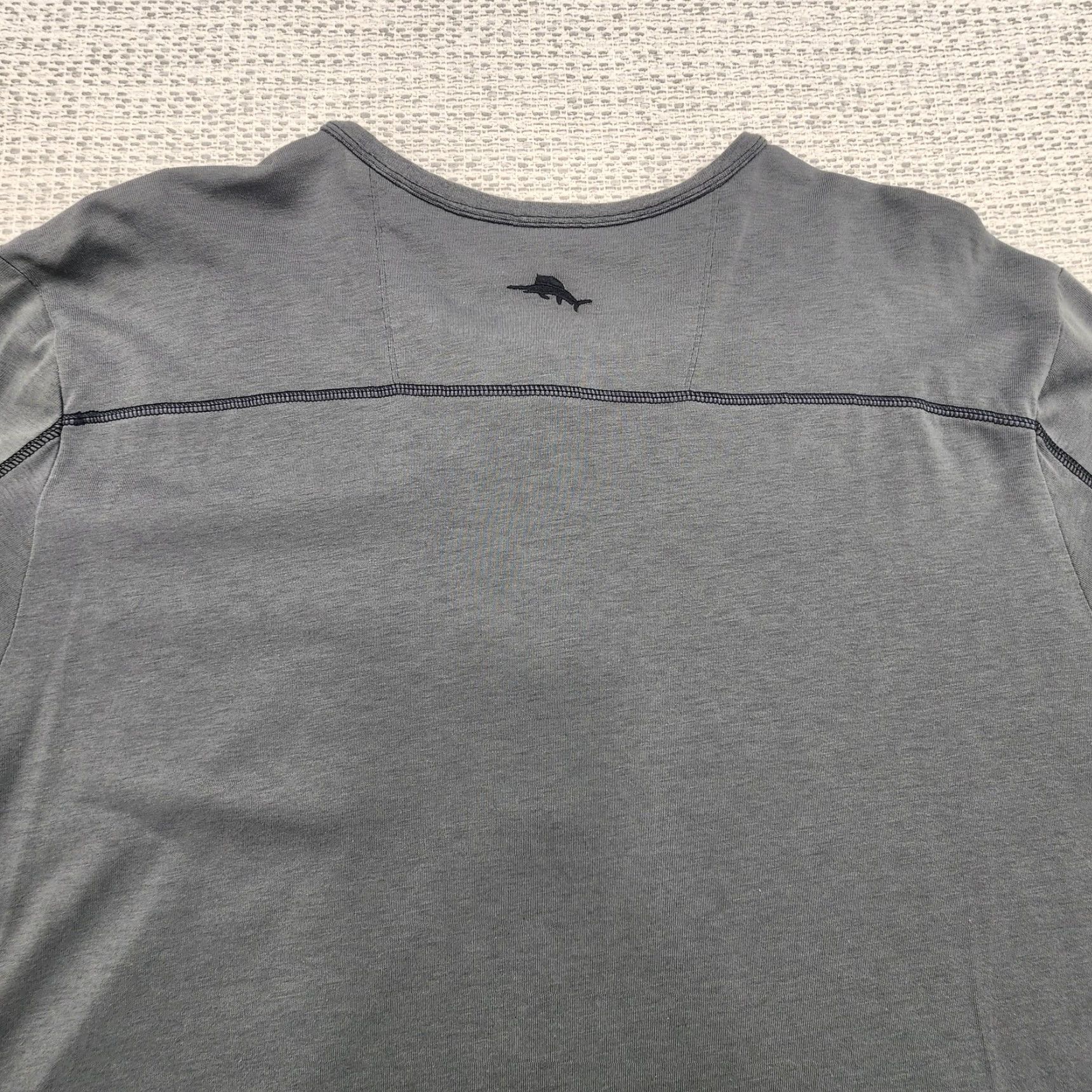Tommy Bahama VINTAGE Tommy Bahama Island Zone Shirt Mens 2XL Gray Long Sleeve Henley Pocket Pullover Size US XXL / EU 58 / 5 - 7 Thumbnail