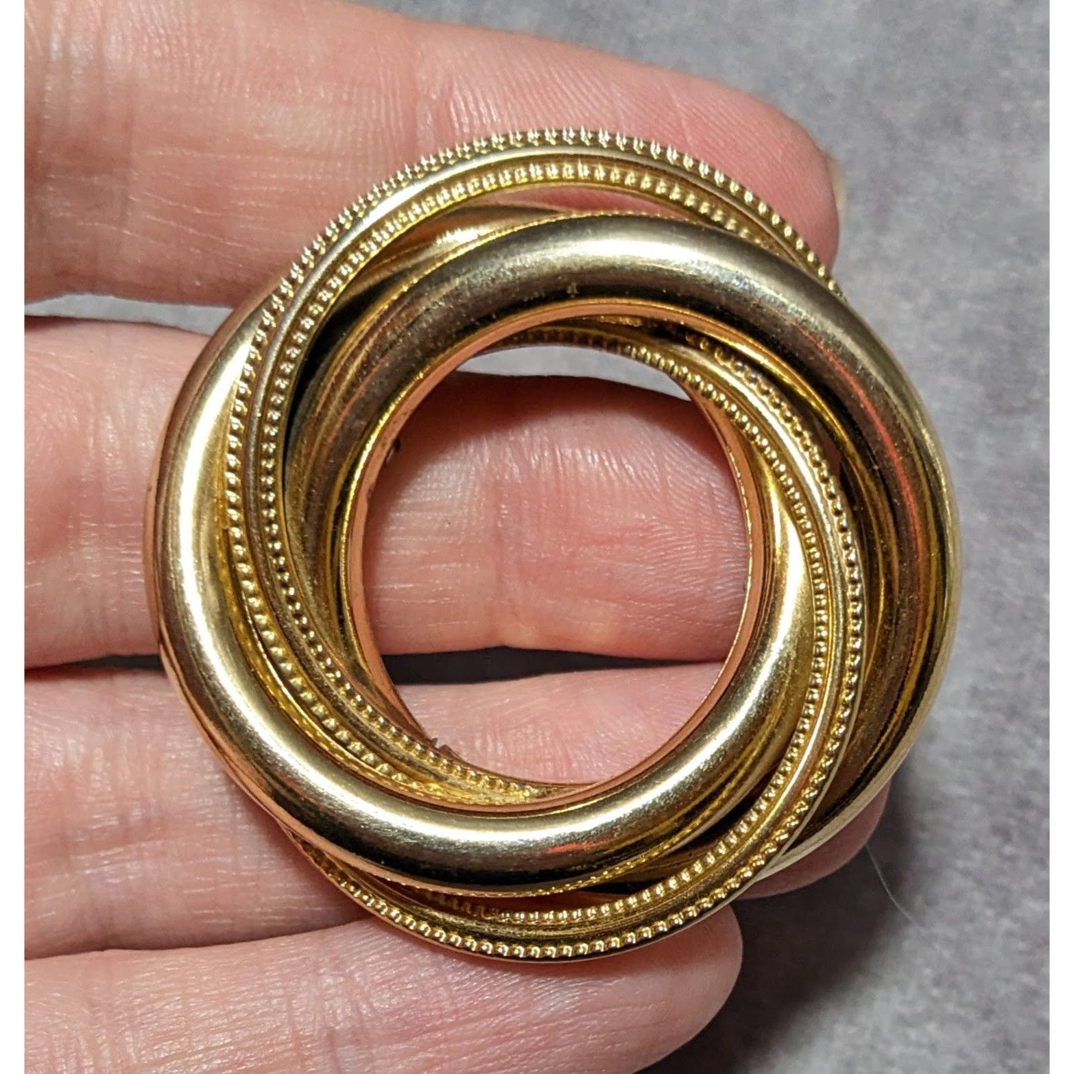Other Vintage Gold Tone Textured Tube Circle Brooch Size ONE SIZE - 6 Thumbnail