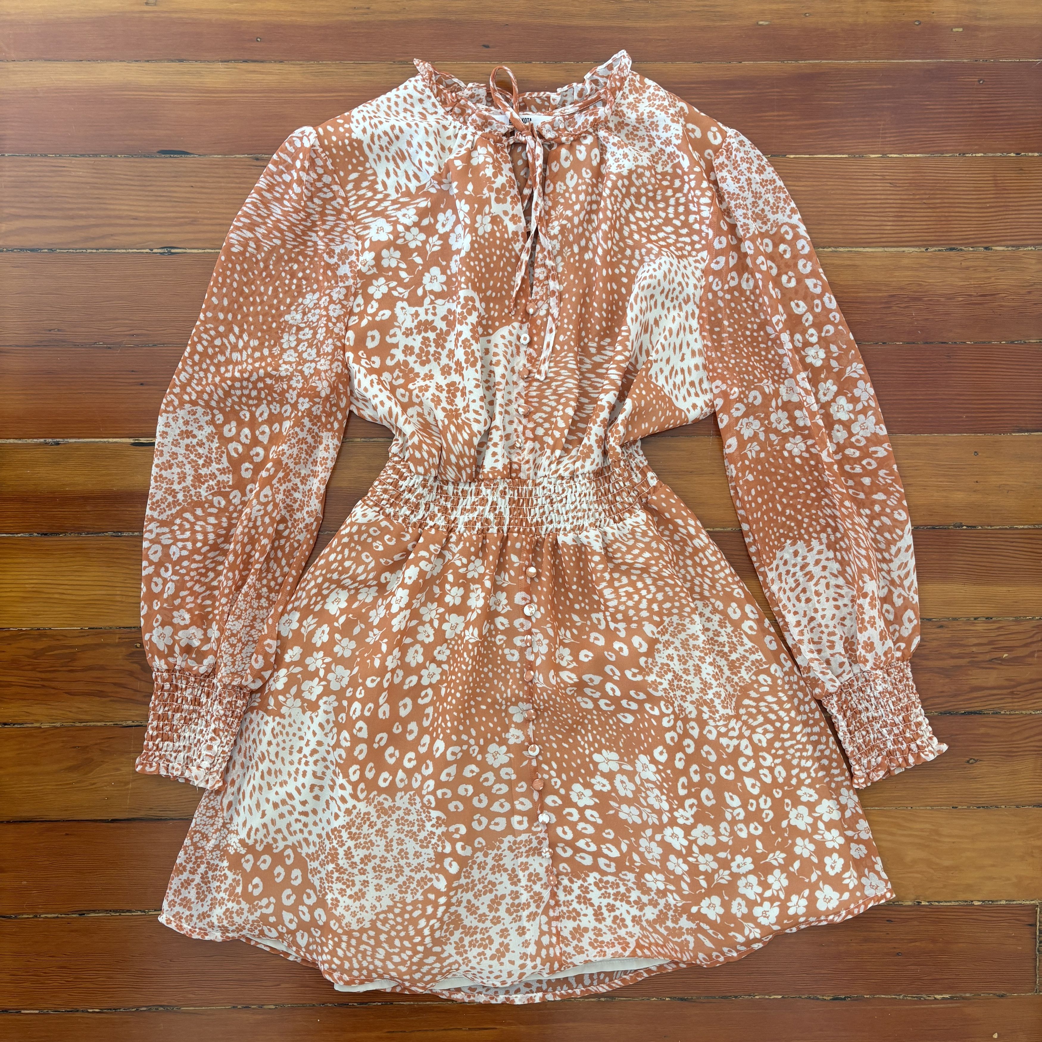BB Dakota Boho Long Sleeve Peach Floral Mini Dress Size M / US 6-8 / IT 42-44 - 1 Thumbnail