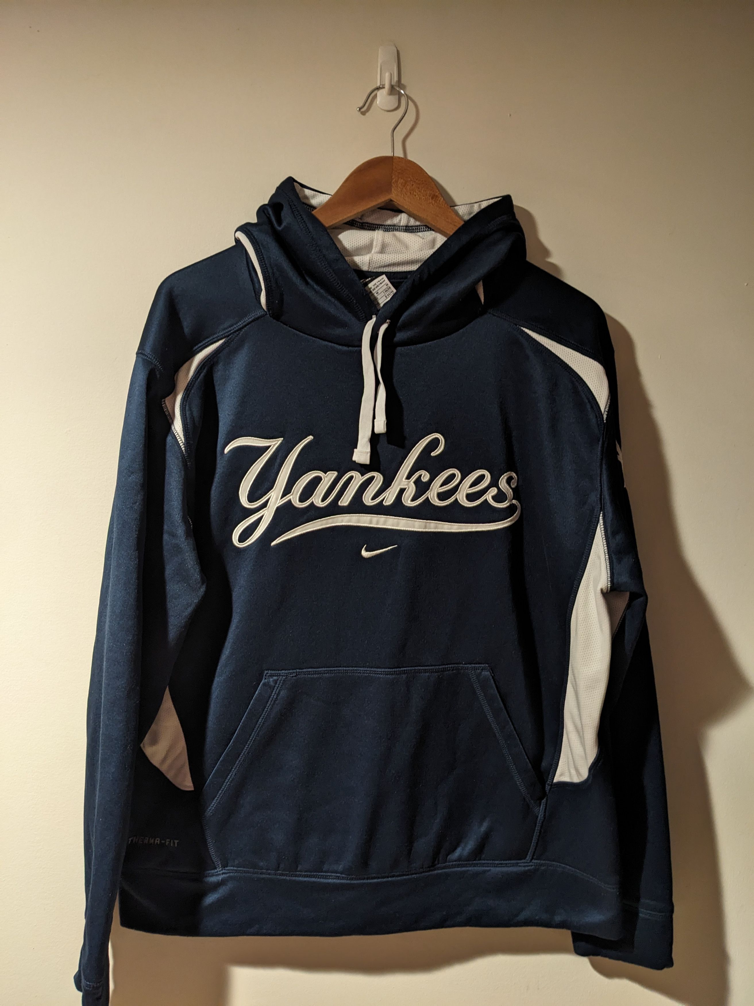 New York Yankees Vintage Y2K New York Yankees Nike Center Fleece Hoodie Size US M / EU 48-50 / 2 - 1 Thumbnail
