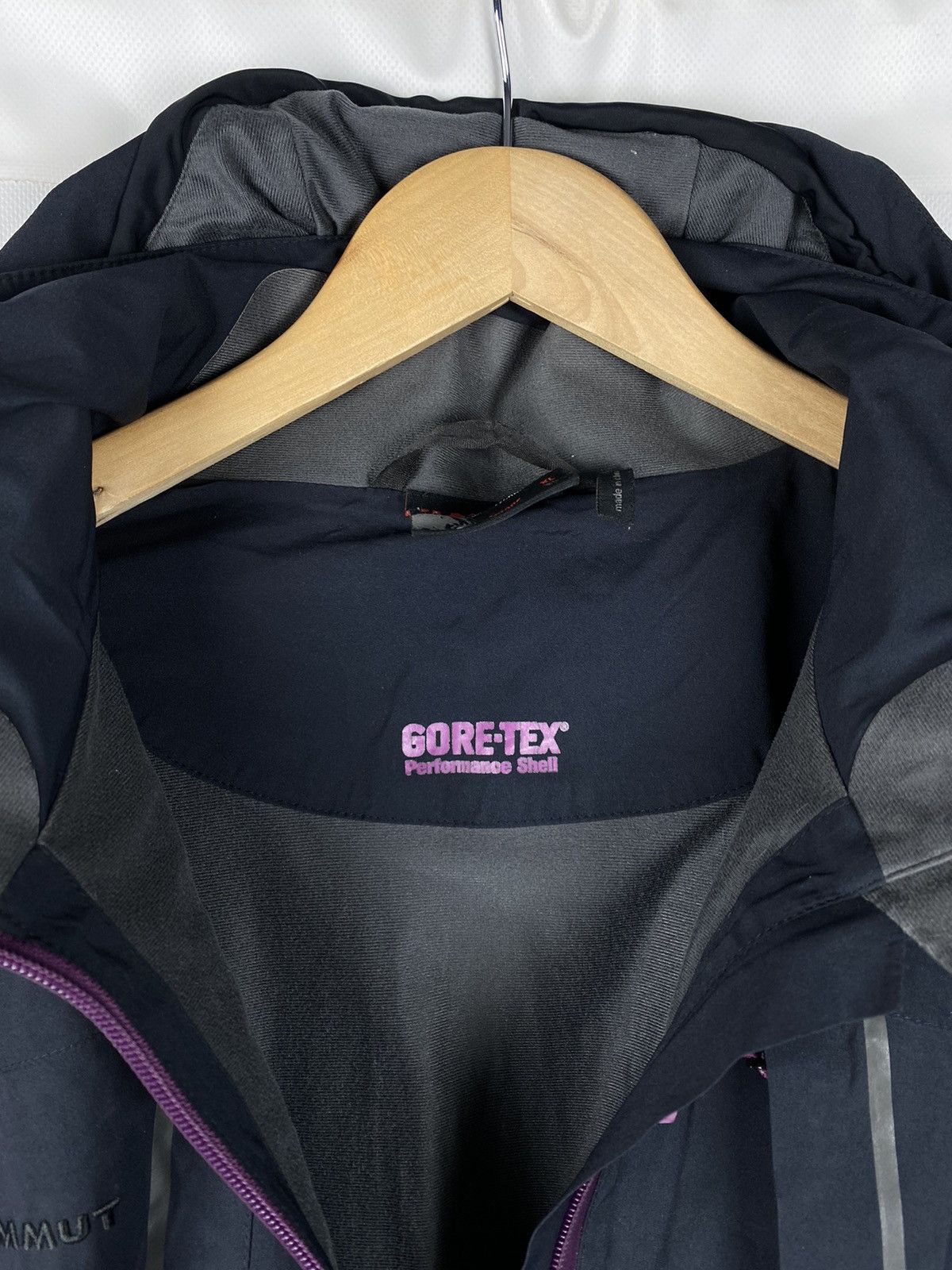 Mammut Mammut Gore Tex Performance Shell hiking hooded jacket Size XL / US 12-14 / IT 48-50 - 17 Thumbnail