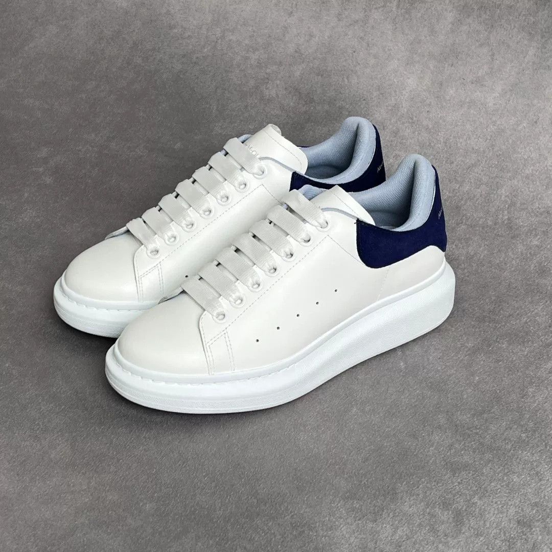 Alexander McQueen Alexander McQueen Casual Blue Lowtop Sneakers 7 Men Size US 7 / EU 40 - 1 Thumbnail