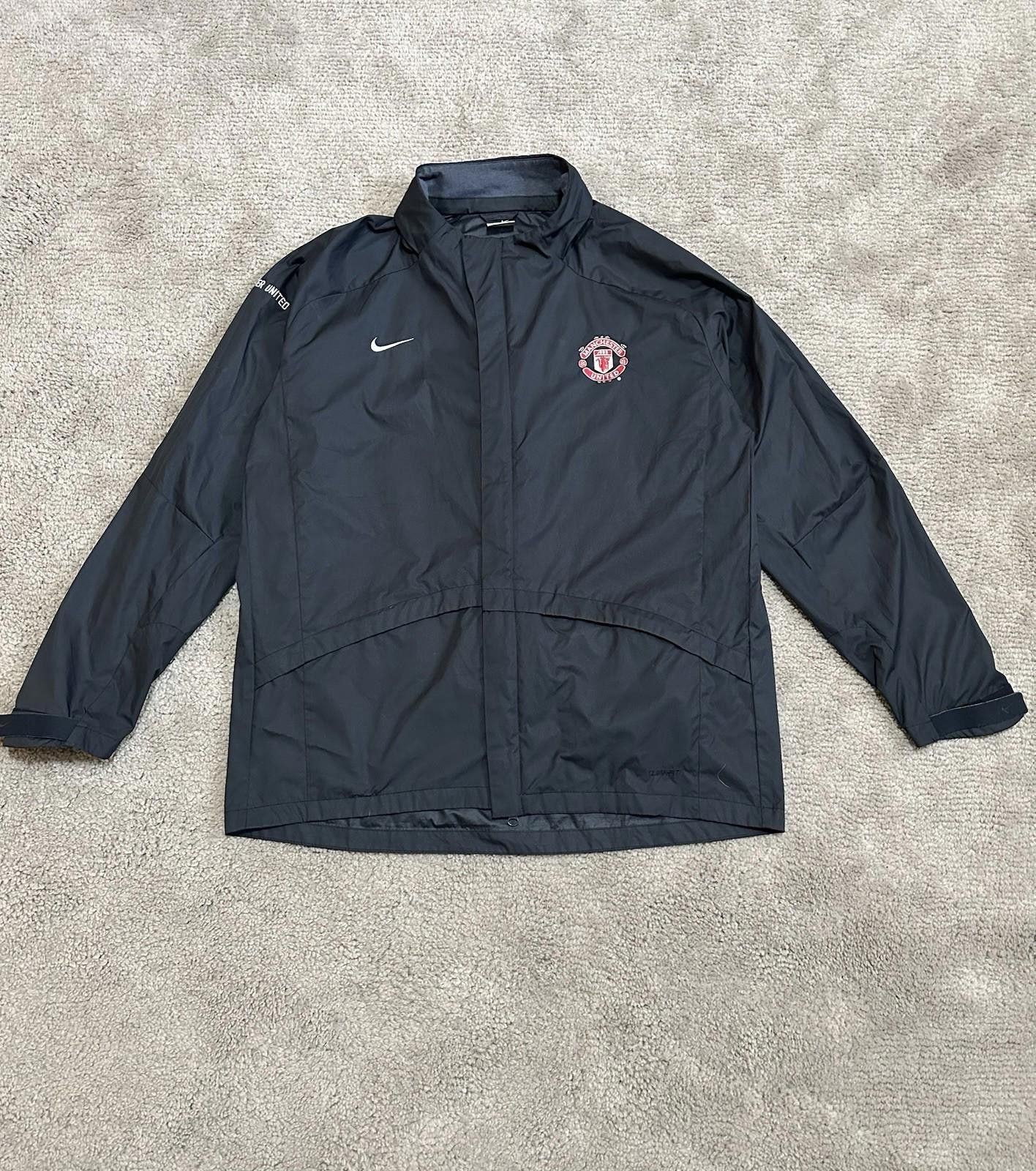 Nike Vintage 2002/04 Manchester United Training Jacket Sz L Size US M / EU 48-50 / 2 - 1 Thumbnail