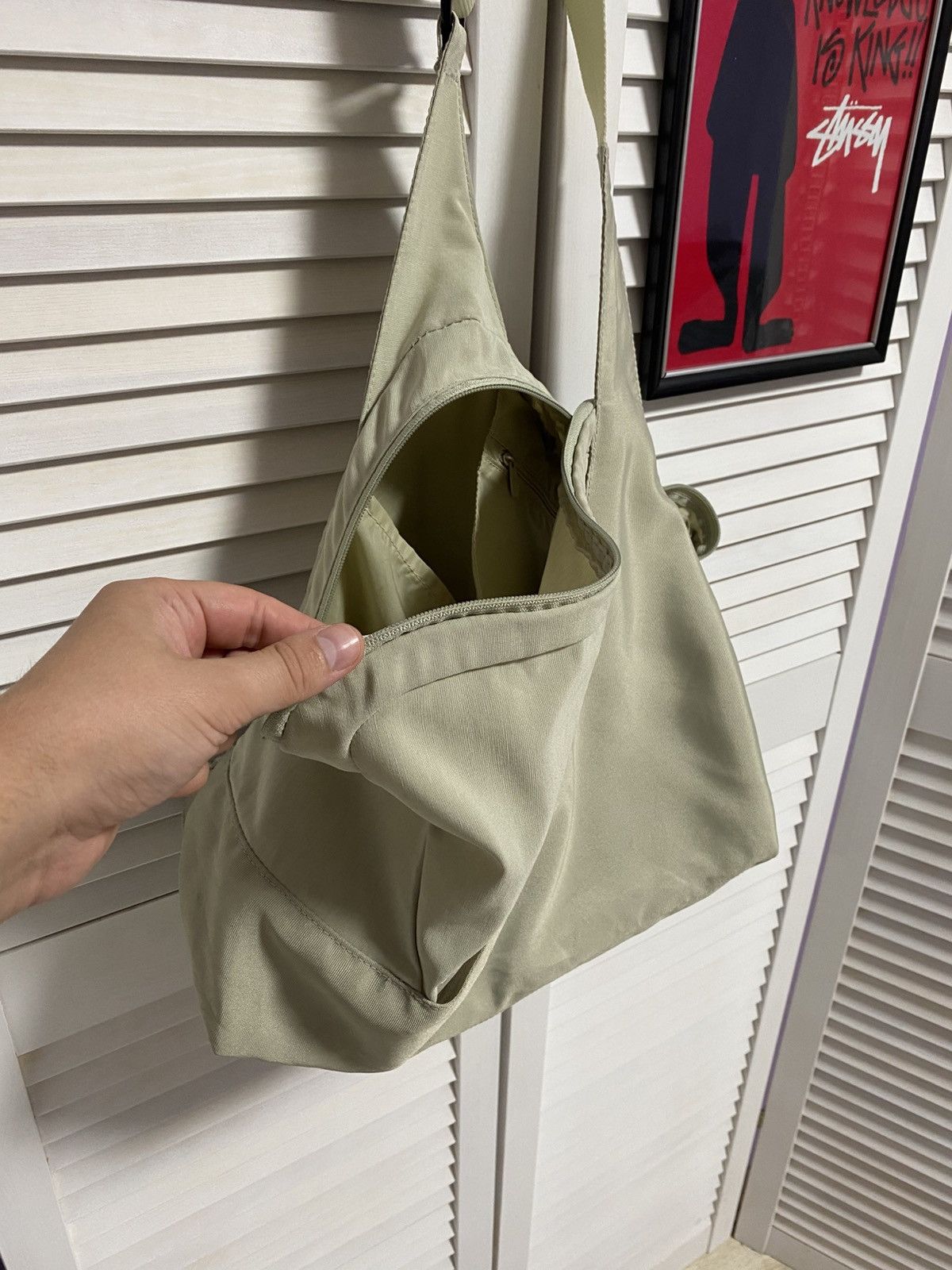 Nike Vintage 00s Messenger Bag Nike Gorpcore Retro Y2k Crossbody Size ONE SIZE - 5 Thumbnail