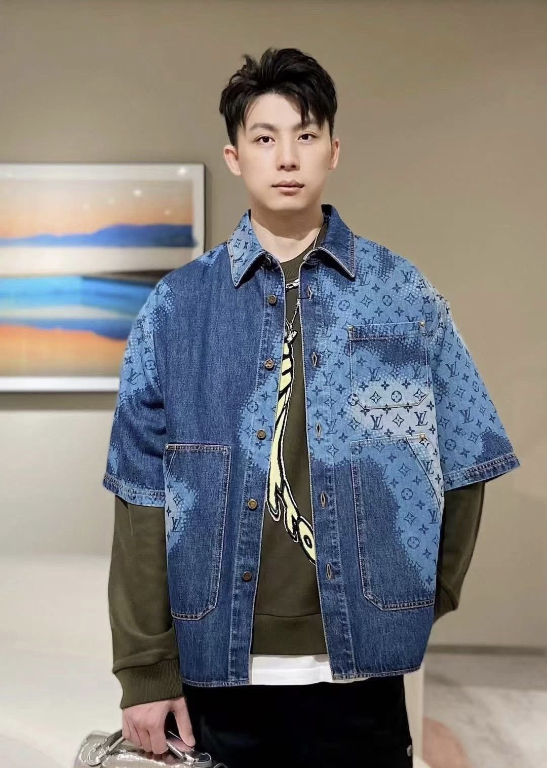 Louis Vuitton Louis Vuitton Gradient Monogram Denim Shirt Size US M / EU 48-50 / 2 - 1 Thumbnail