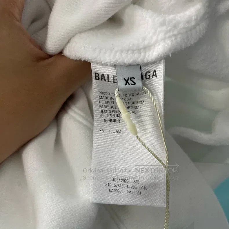 Balenciaga Balenciaga Chest double b logo white hoodie Size US XS / EU 42 / 0 - 4 Thumbnail