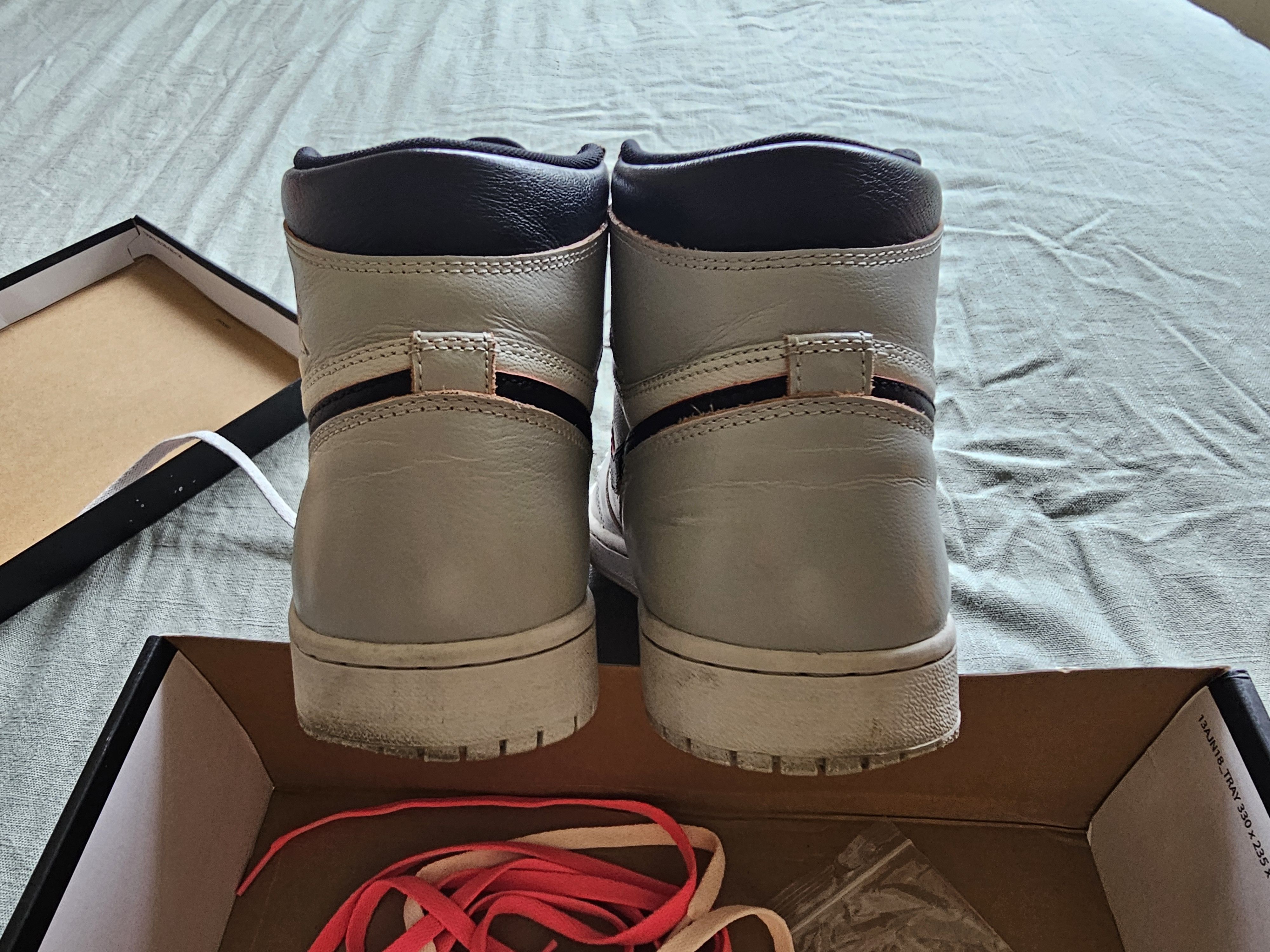 Jordan Brand Jordan 1 Paris to NY Size US 10 / EU 43 - 2 Thumbnail