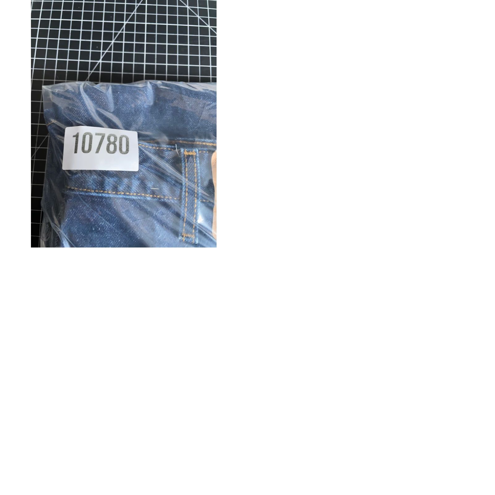Levi's VINTAGE Levi's Jeans Main Selling Point Bootcut Jeans 517 2002 36 x 33 Blue Mens Size US 36 / EU 52 - 10 Thumbnail
