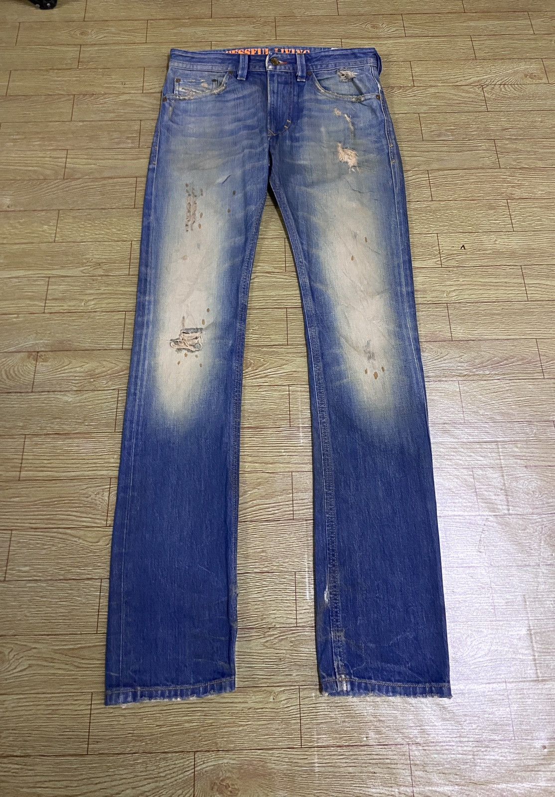 Diesel Rare Design Vintage Diesel Thavar Distressed Jeans 2000s Size US 29 - 1 Thumbnail
