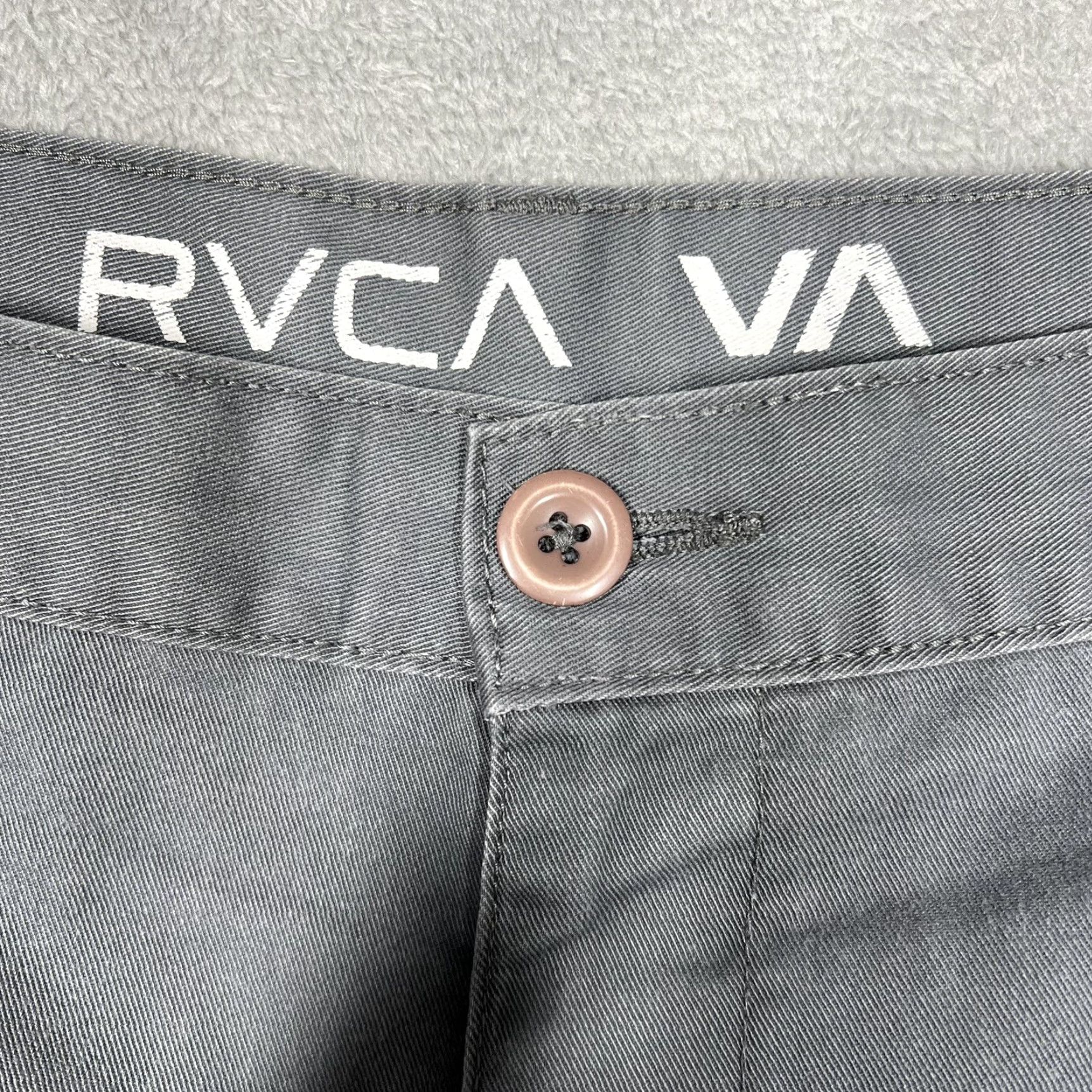 RVCA RVCA Men’s Slim Chino Shorts Casual Dark Gray 10” Inseam EUC Size US 38 / EU 54 - 2 Thumbnail