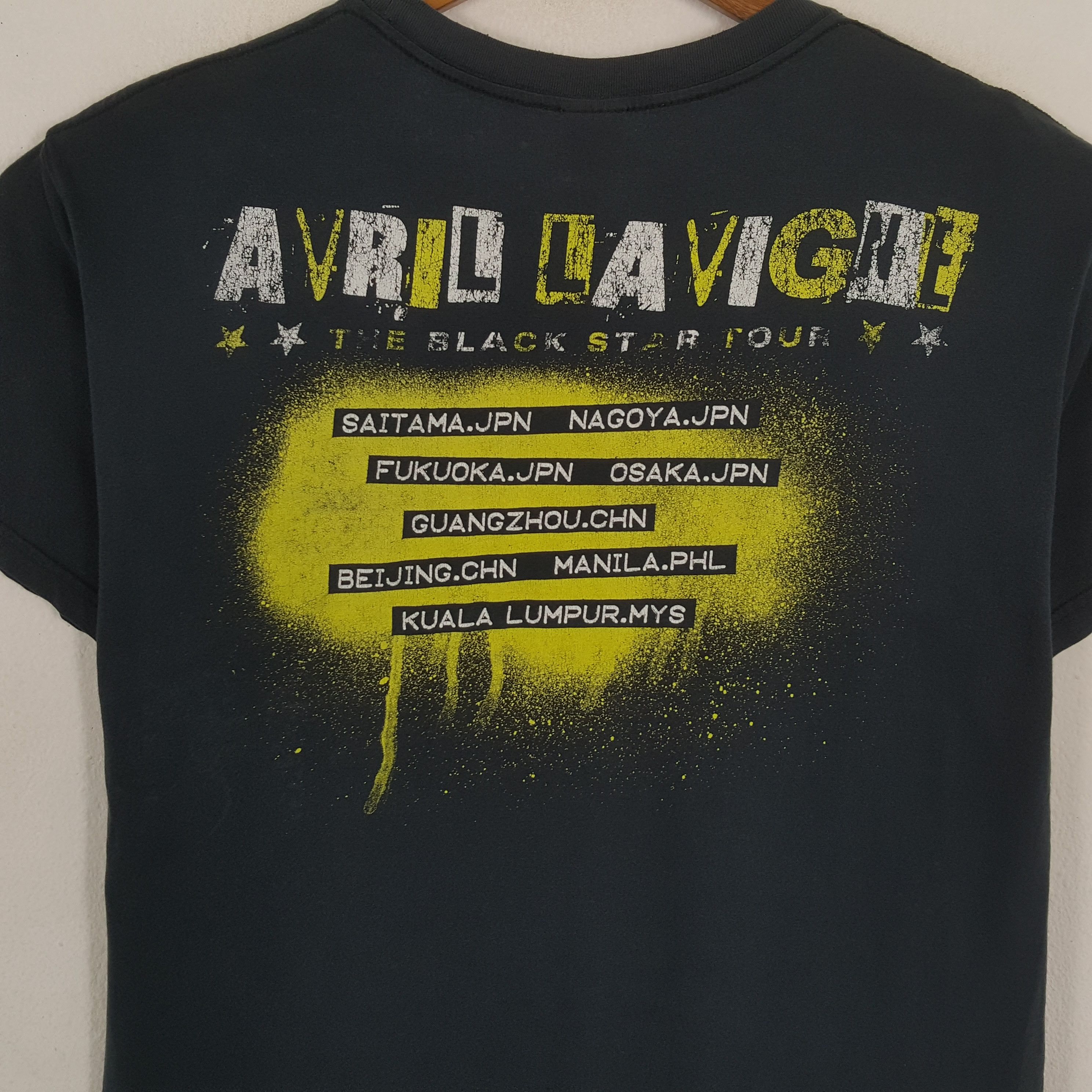 Band Tees × Vintage Vintage AVRIL LAVIGNE Canada Punk Singer Tour T-Shirts Size US M / EU 48-50 / 2 - 4 Thumbnail