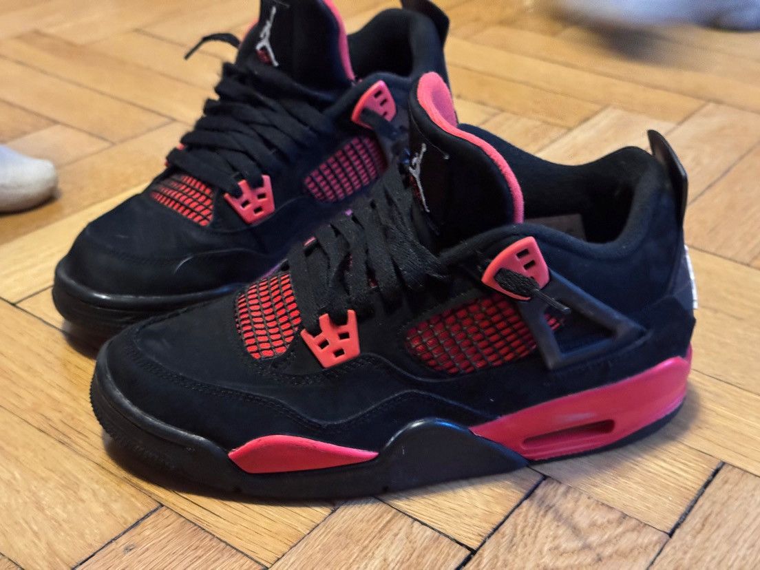 Jordan Brand Jordan 4 Red Thunders size 7 Size US 7 / EU 40 - 5 Thumbnail