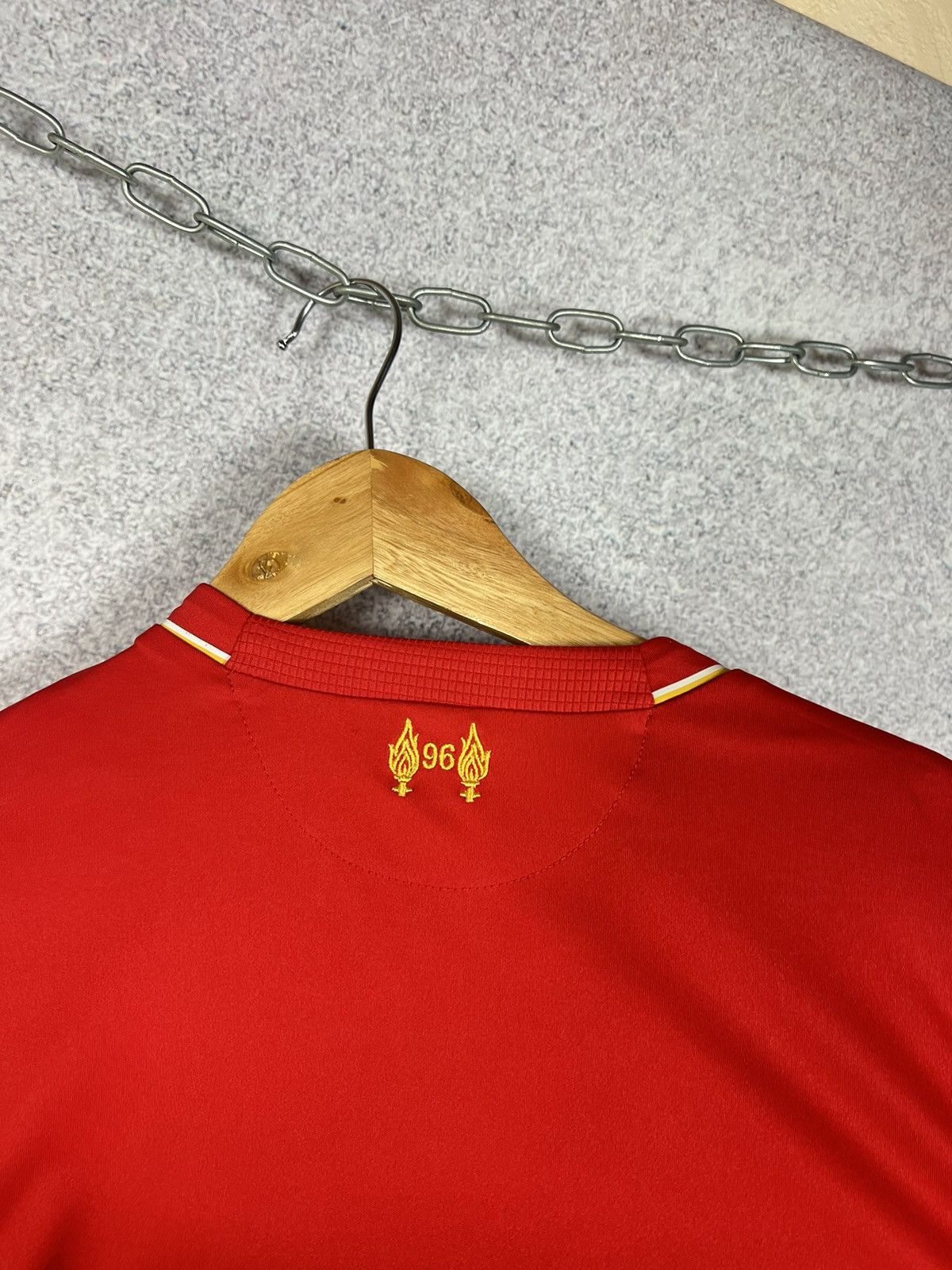 Other FC Liverpool 2015 2016 Home New Balance Soccer Jersey Shirt Size US S / EU 44-46 / 1 - 10 Thumbnail