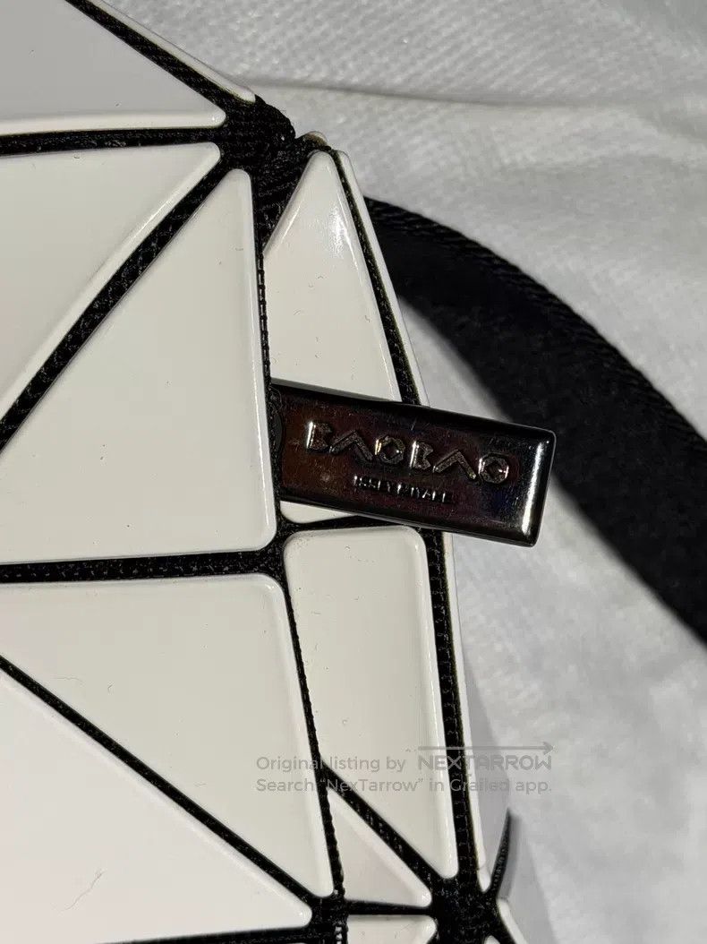 Issey Miyake Issey Miyake White Rhombus Pillow Bag Size ONE SIZE - 3 Thumbnail