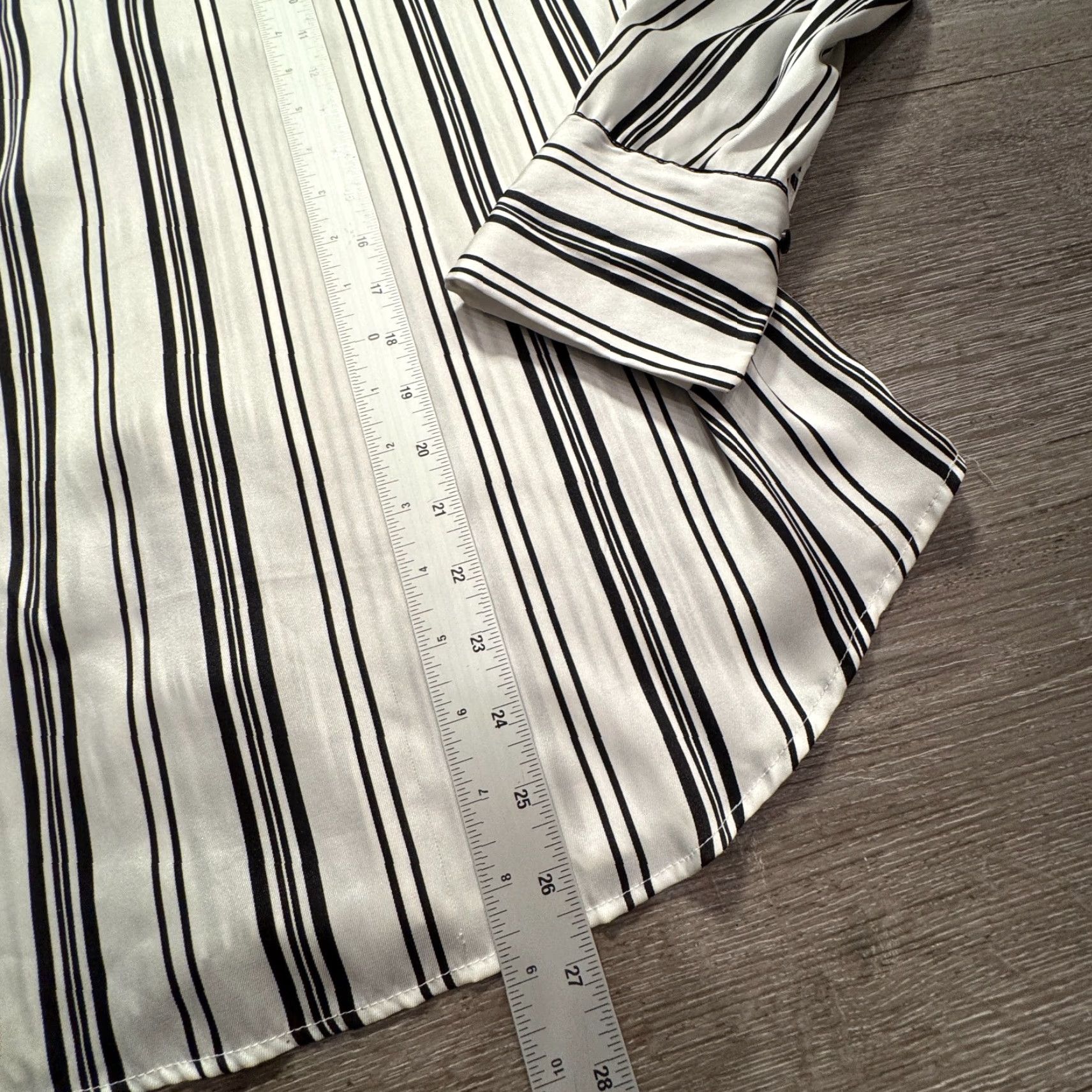 Zara Zara Shirt Womens Small Black White Stripe Satin Button Up Long Sleeve Top Adult Size S / US 4 / IT 40 - 4 Thumbnail