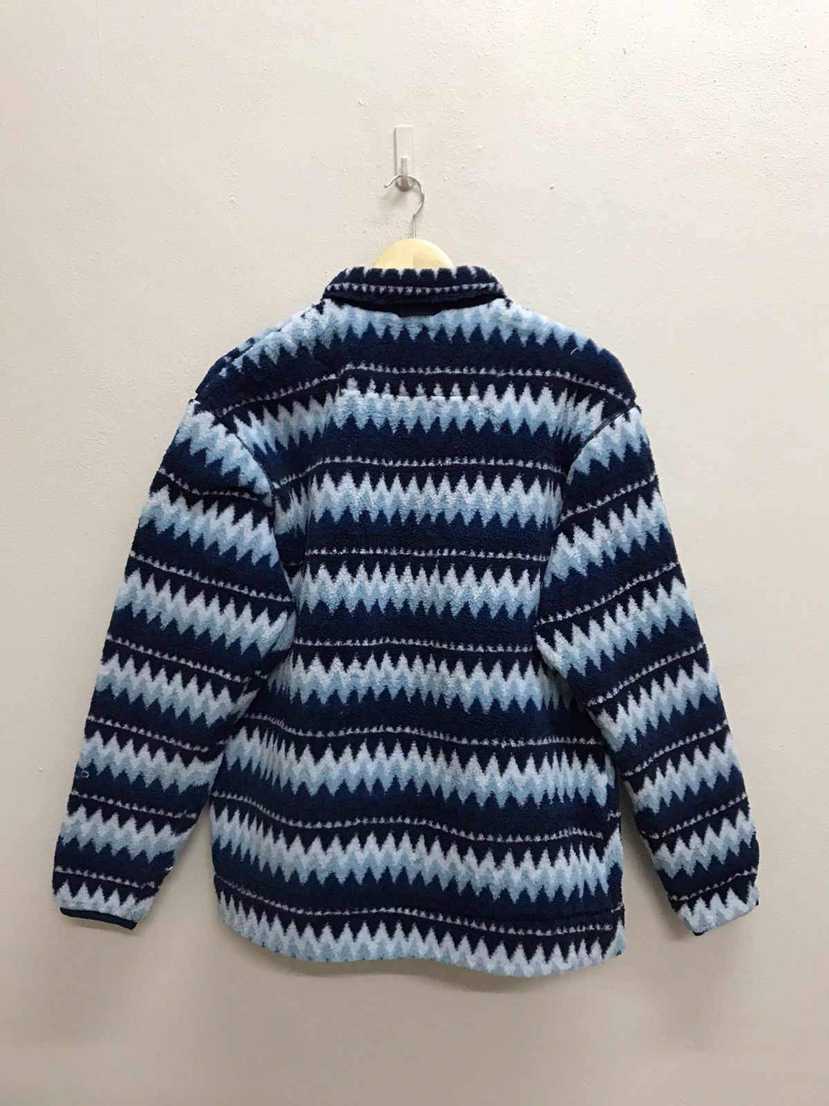 Helly Hansen Vintage Helly Hansen Fleece Sherpa Native Jacket Size US M / EU 48-50 / 2 - 15 Thumbnail