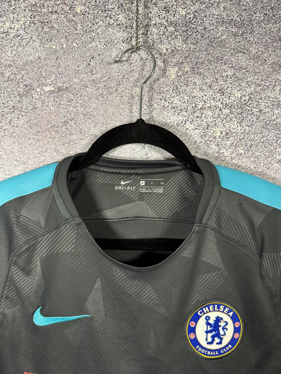 Chelsea Soccer × Nike Vintage Chelsea 2017/18 Third Nike Soccer Jersey Small Size US S / EU 44-46 / 1 - 7 Thumbnail