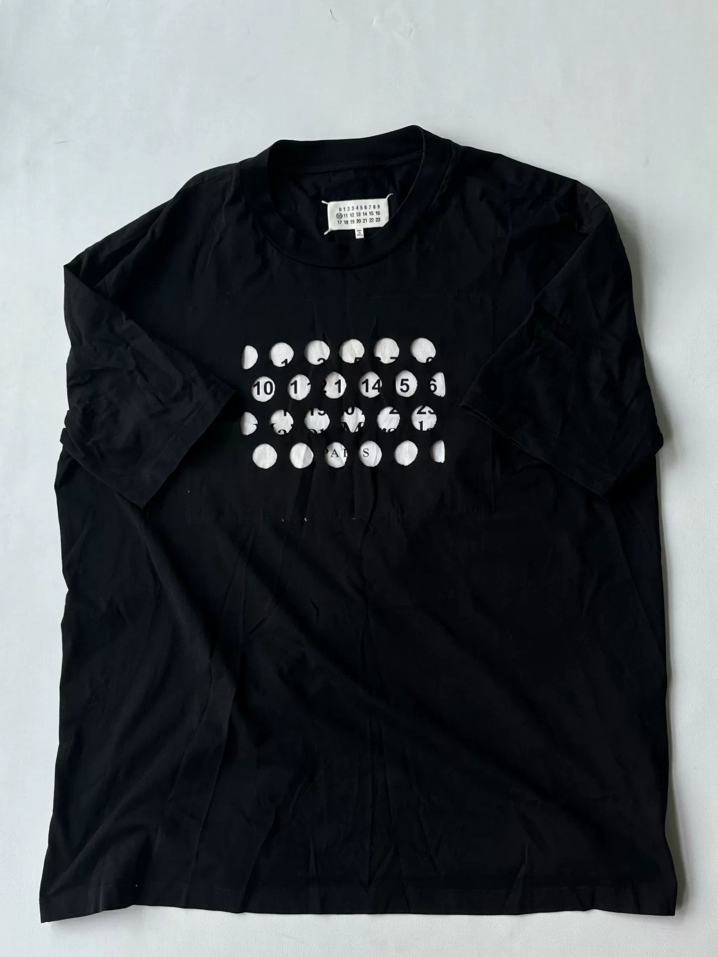 Maison Margiela Maison Margiela Black Hollow Short Sleeve Size US S / EU 44-46 / 1 - 1 Thumbnail