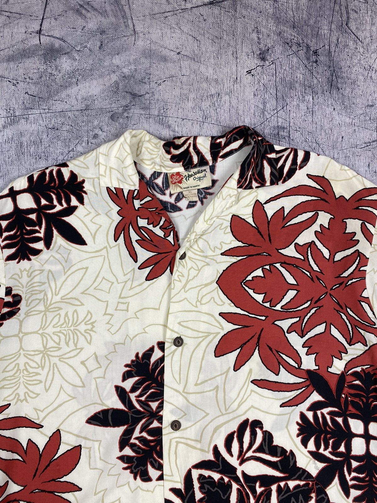 Vintage Vintage Hawaiian Over Print Crazy Button Up Shirt Size US XL / EU 56 / 4 - 5 Thumbnail