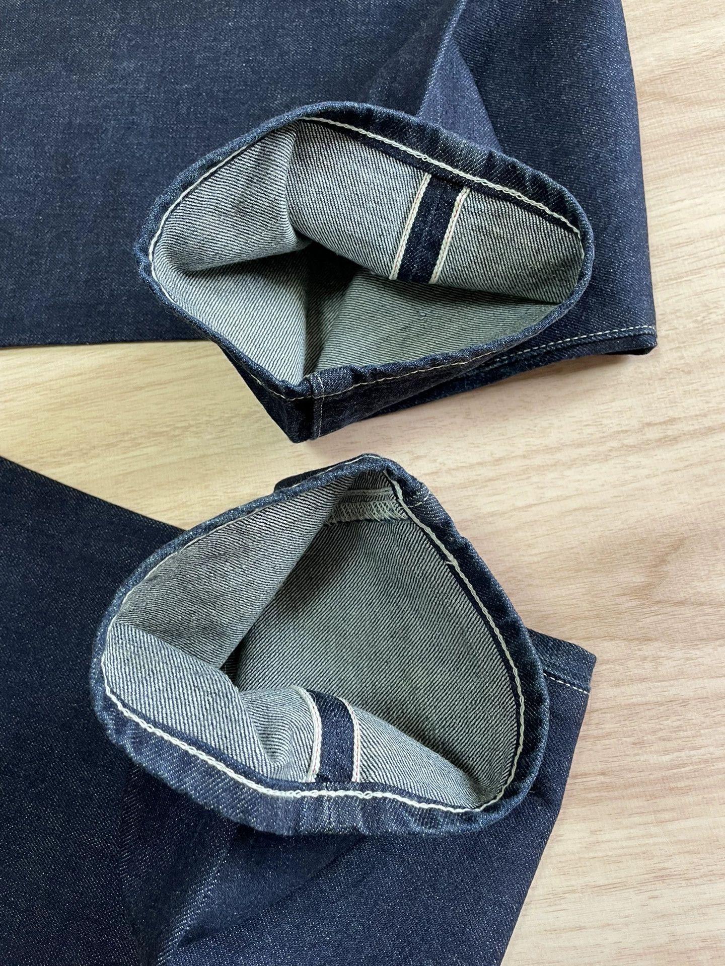 Original Fake OriginalFake KAWS Red Tooth Waist Raw Denim Jeans W30 GC Size US 30 / EU 46 - 6 Thumbnail
