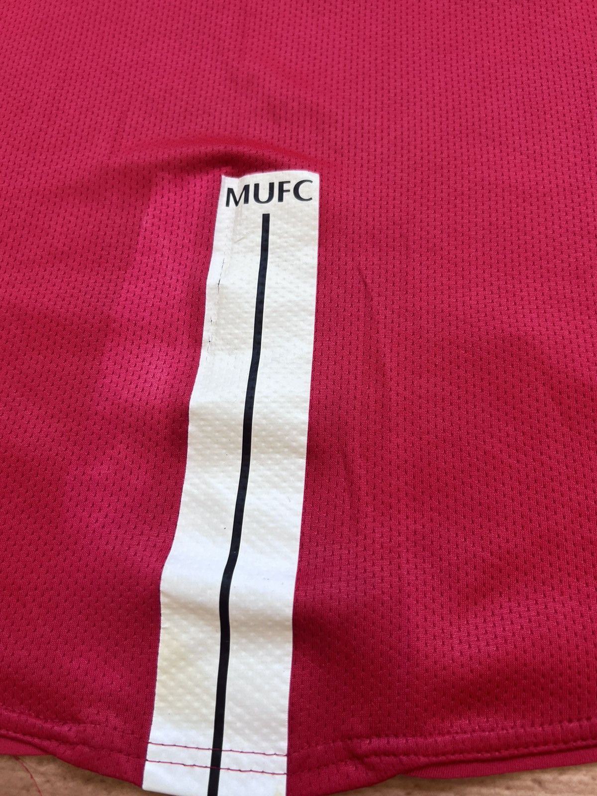 Nike 2007/09 Nike Manchester United Home Soccer Jersey Men’s Sz S Size US S / EU 44-46 / 1 - 19 Thumbnail