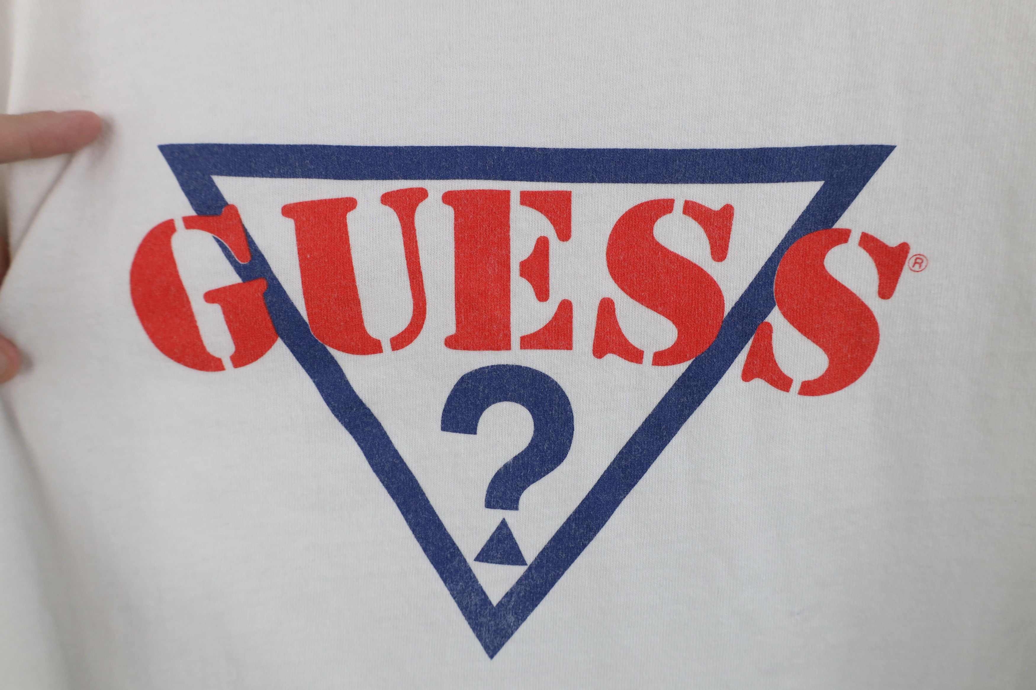 Guess Vintage 90s Guess Big Logo Short Sleeve T-Shirt White USA Size US L / EU 52-54 / 3 - 6 Thumbnail