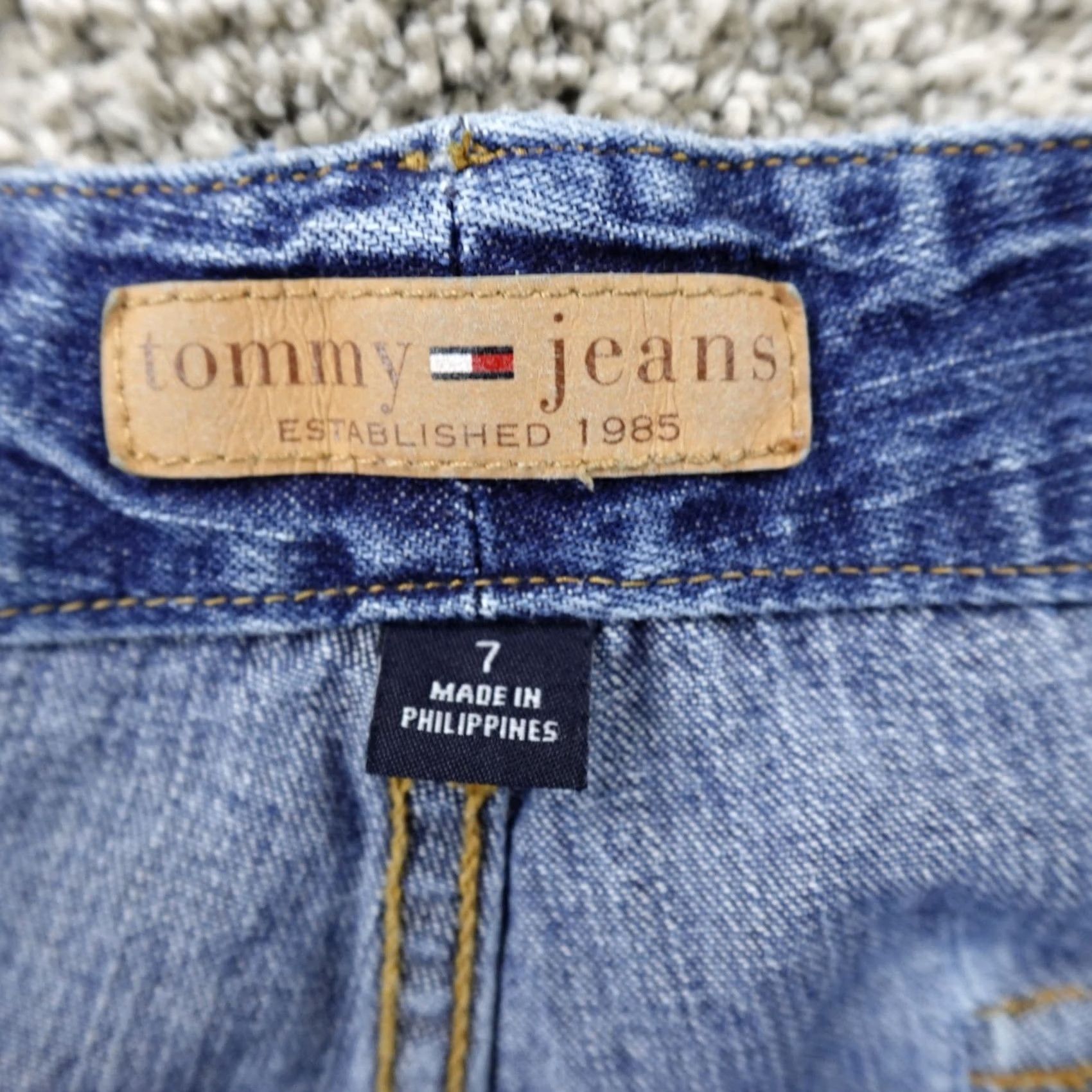 Tommy Hilfiger VINTAGE Tommy Hilfiger Shorts Womens 7 Denim Dark Blue Jorts Mini Micro 00s Y2K Size 28" / US 6 / IT 42 - 6 Thumbnail