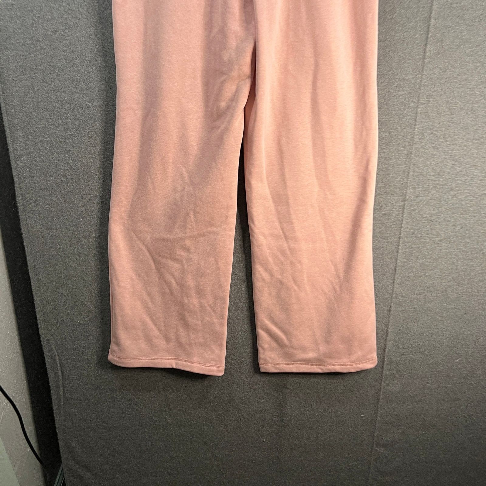 Other Isaac Mizrahi Live! SOHO Plushed Back Wide Leg Pant Size 27" / US 4 / IT 40 - 4 Thumbnail