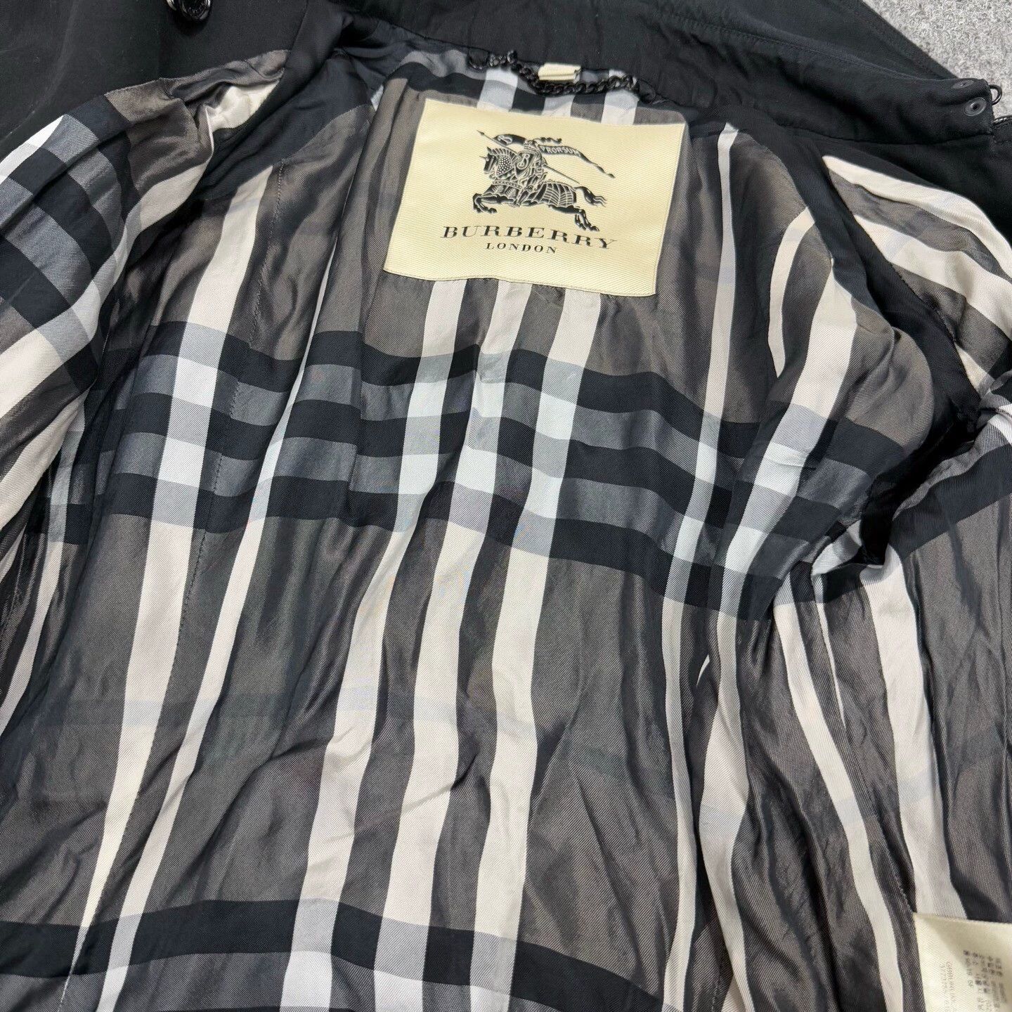 Burberry Burberry Black Check Lined Wool Coat UK8 99% New Size M / US 6-8 / IT 42-44 - 3 Thumbnail