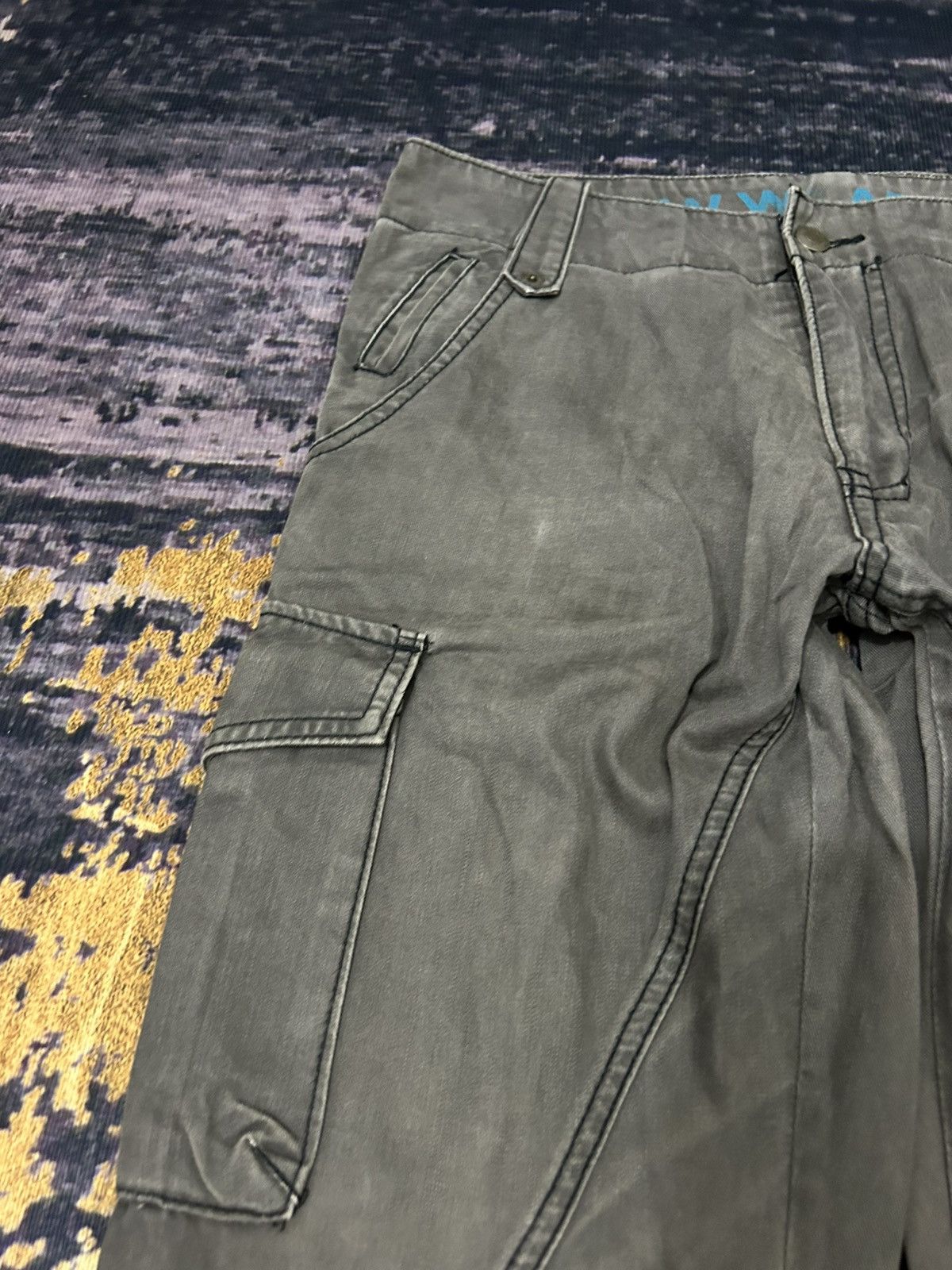 Katharine Hamnett London Katharine Hamnett London Faded Kargo Zip Leg Flare Pants Size US 31 - 10 Thumbnail