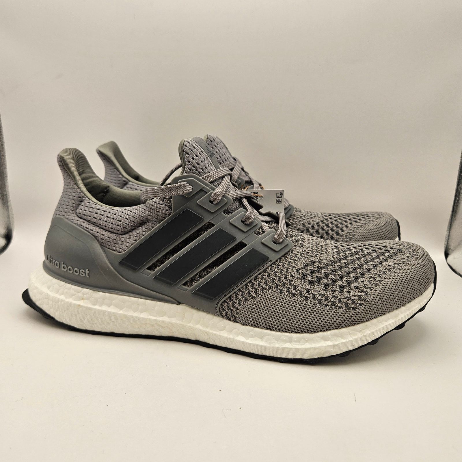 Adidas ADIDAS ULTRABOOST 1.0 MEN'S 10 GREY BOOST RUNNING SHOES Size US 10 / EU 43 - 4 Thumbnail