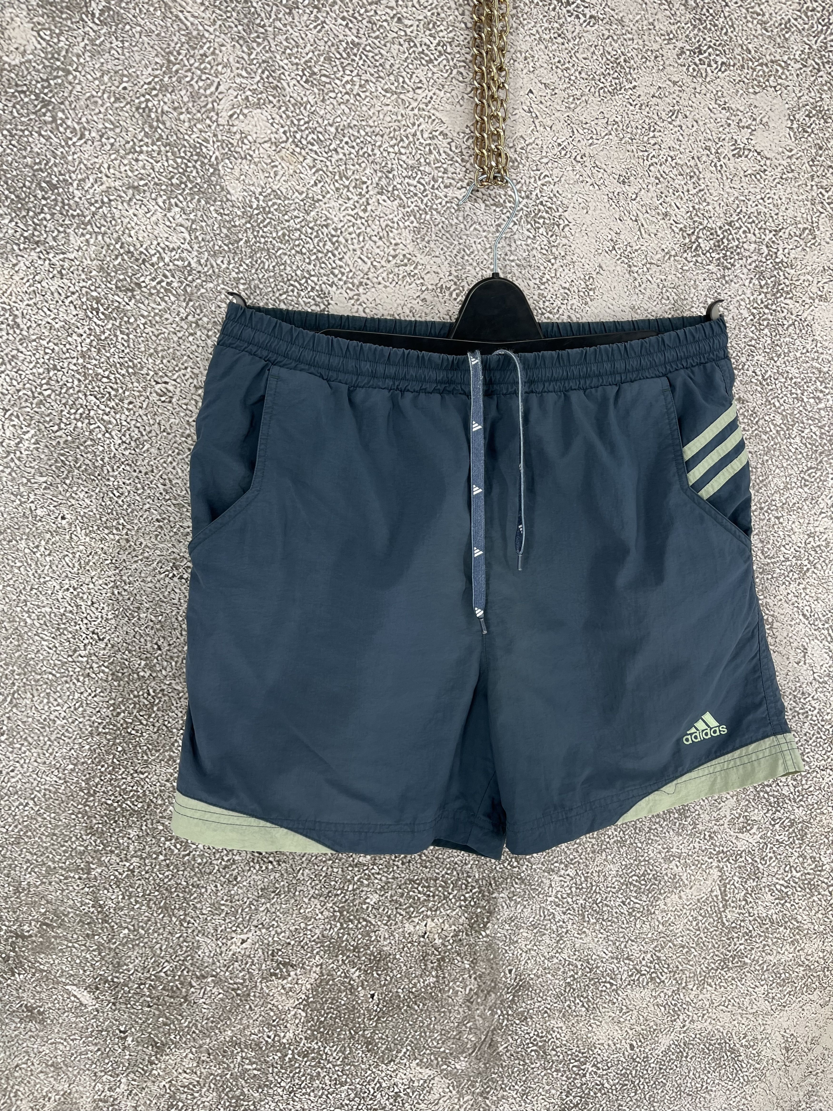 Adidas Vintage Adidas Shorts 90s Y2K USA Style SIZE-M Size US 32 / EU 48 - 2 Thumbnail