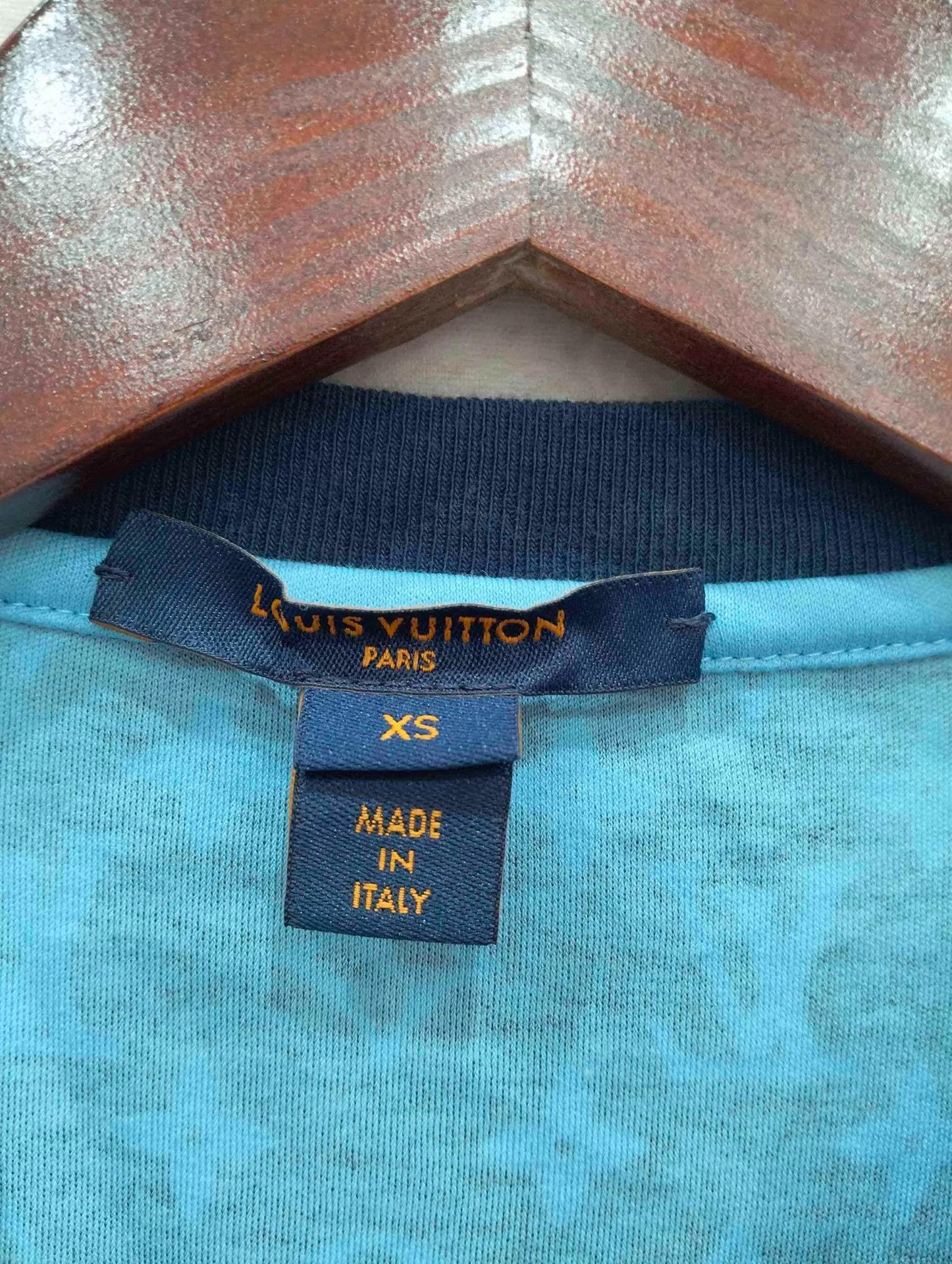 Louis Vuitton Louis Vuitton Chain Logo Allover Crew SS Tee XS Size XS / US 0-2 / IT 36-38 - 4 Thumbnail
