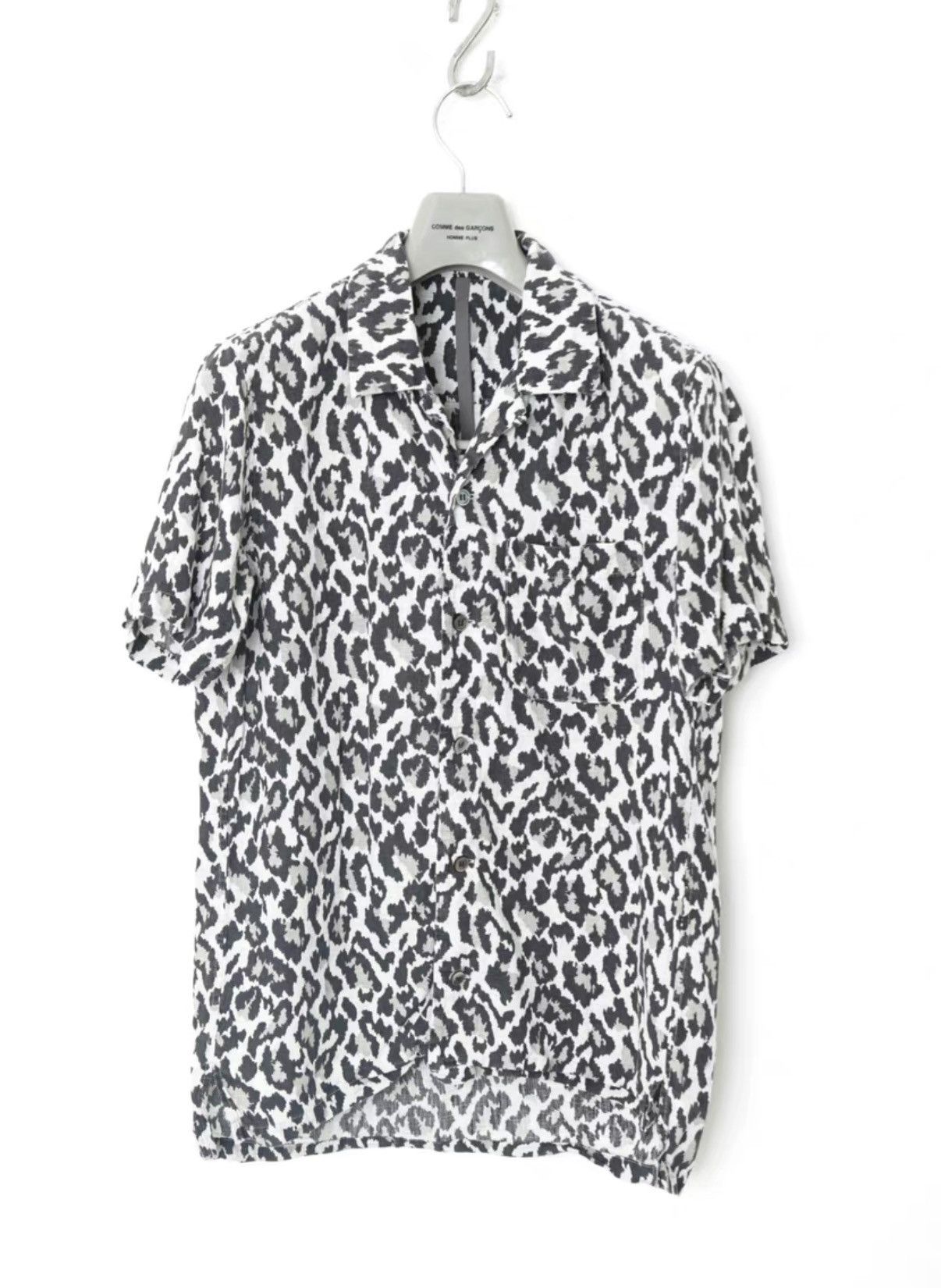 Kazuyuki Kumagai Attachment Kazuyuki Tiger Print Blend Short Sleeve Shirt Size US S / EU 44-46 / 1 - 1 Thumbnail