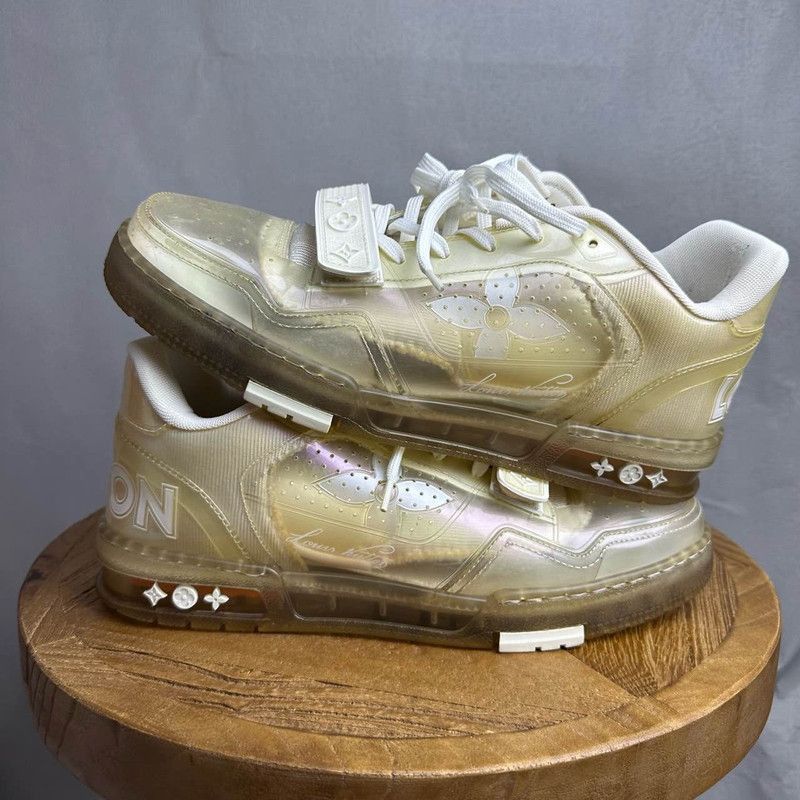 Louis Vuitton Louis Vuitton Transparent Logo Fashion Sneakers - Size US 8.5 / EU 41-42 - 8 Thumbnail