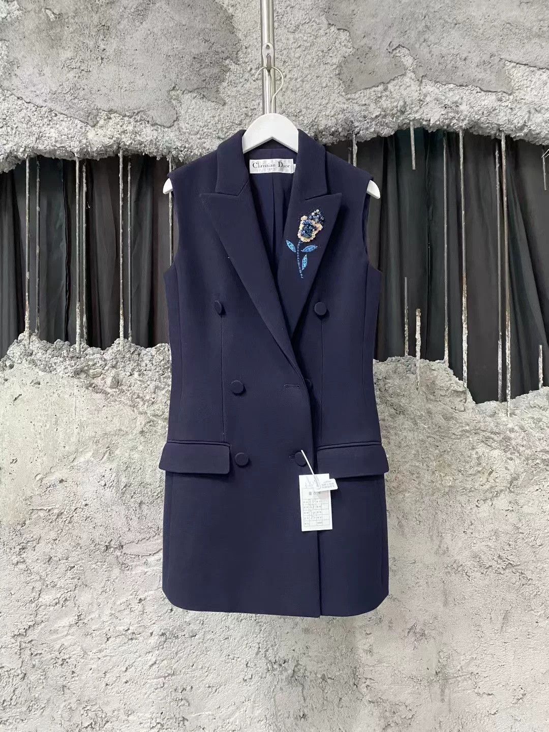 Dior Dior Embroidered Floral Mid-Length Vest Blazer Size US M / EU 48-50 / 2 - 1 Thumbnail