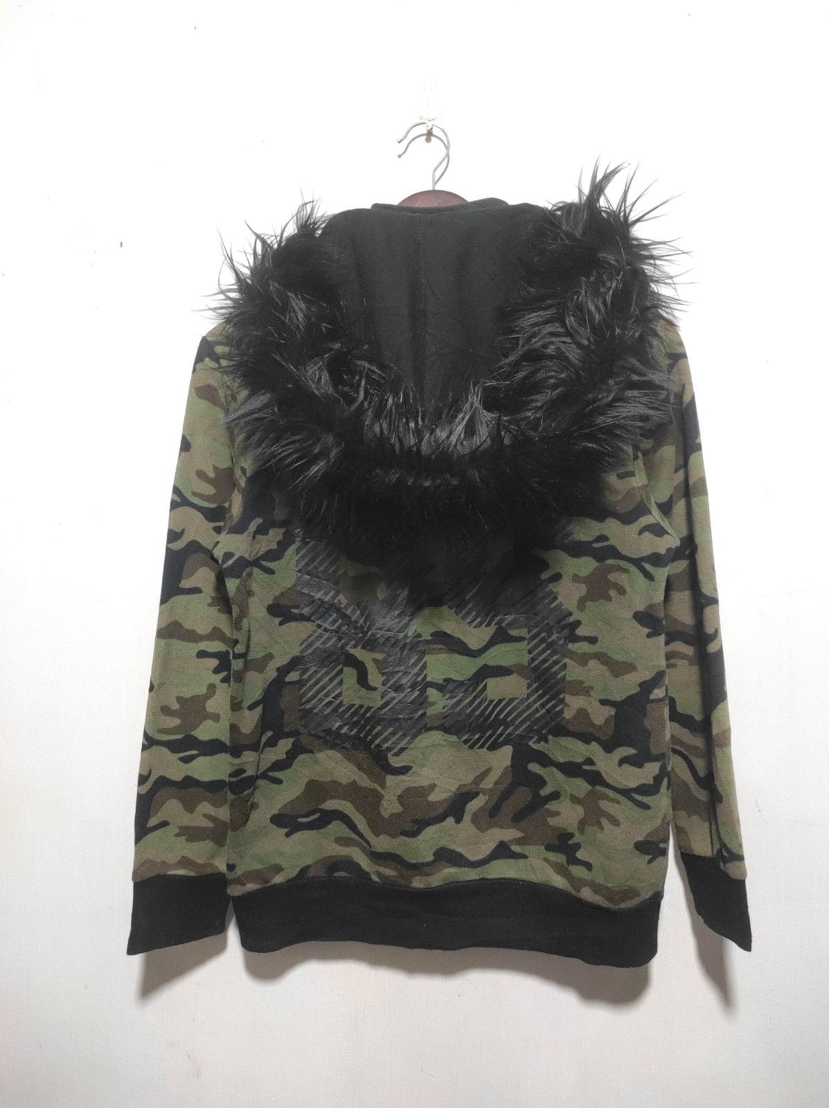 Japanese Brand Flag Stone camo Bono zip fur hoodie LGB style Size US XS / EU 42 / 0 - 14 Thumbnail