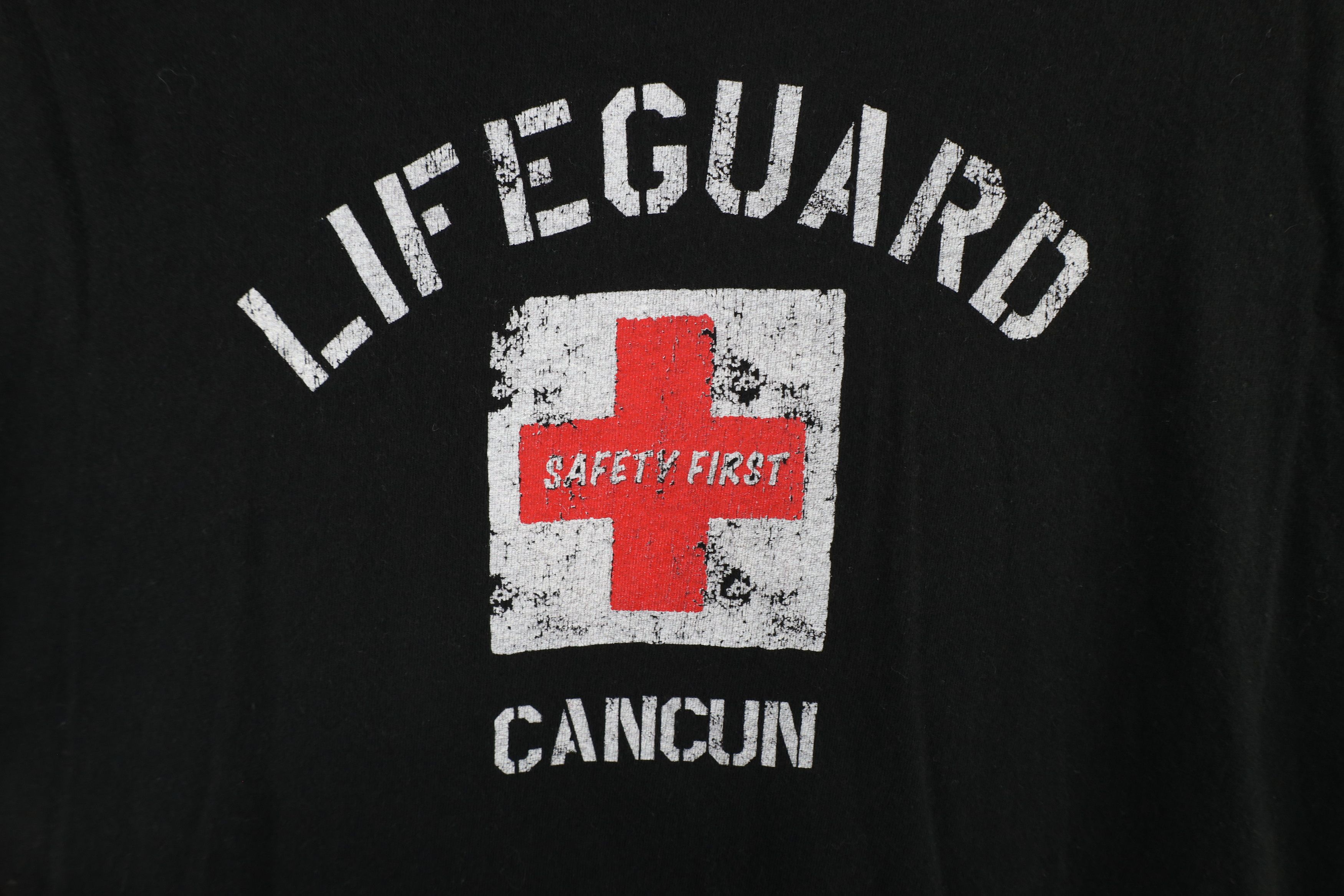 Vintage Vintage 90s Streetwear Out Lifeguard Cancun T-Shirt Black Size US XL / EU 56 / 4 - 4 Thumbnail