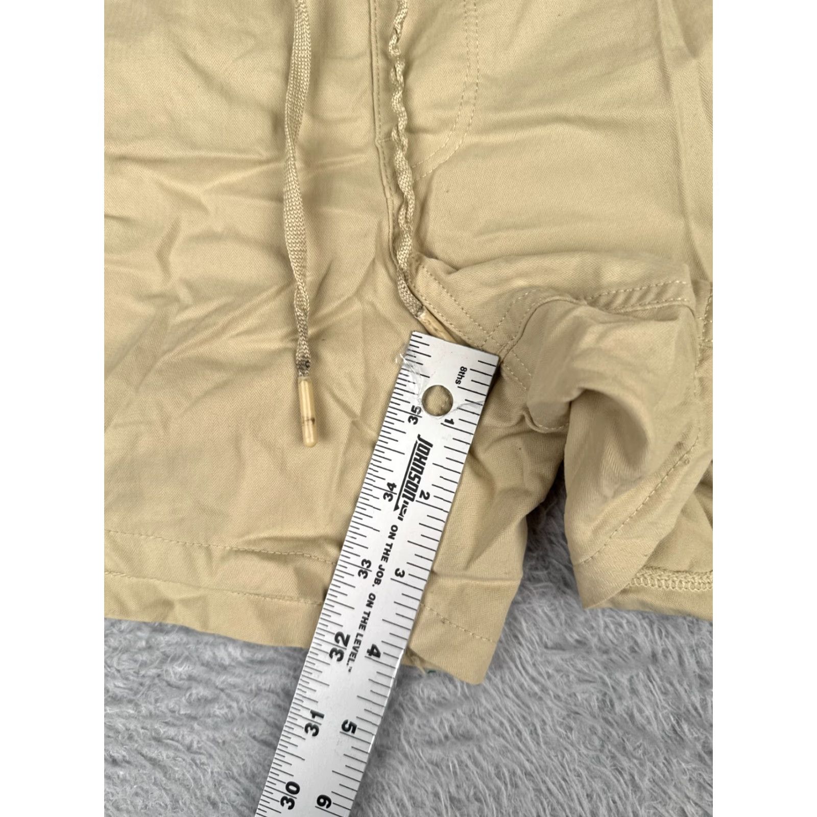The North Face VINTAGE The North Face Shorts Women Large Beige Elastic Waist Activewear Casual 4" Gym Hike Yoga Outdoor Size 36" / US 14 / IT 50 - 6 Thumbnail