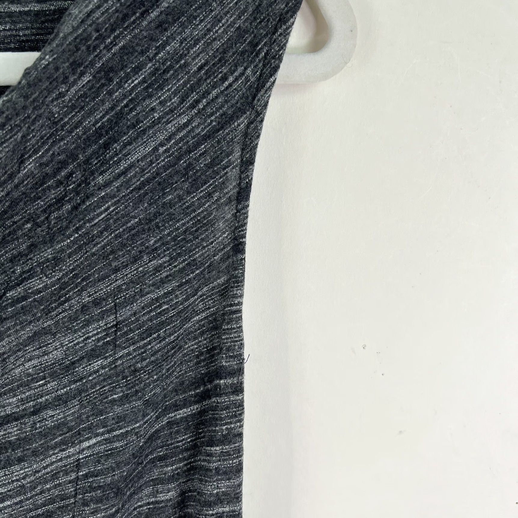 Vintage Liz Lange Maternity Draped Knit Top Womens M Heather Gray Shirt Blouse Tunic Maternity Size M Womens Heather Gray Liz Lange Shirt Size M / US 6-8 / IT 42-44 - 2 Thumbnail