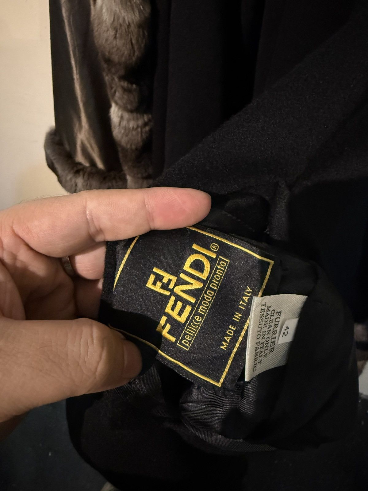 Fendi Fendi Mink Fur Coat Reversible Silk and Cashmere Size M / US 6-8 / IT 42-44 - 18 Thumbnail