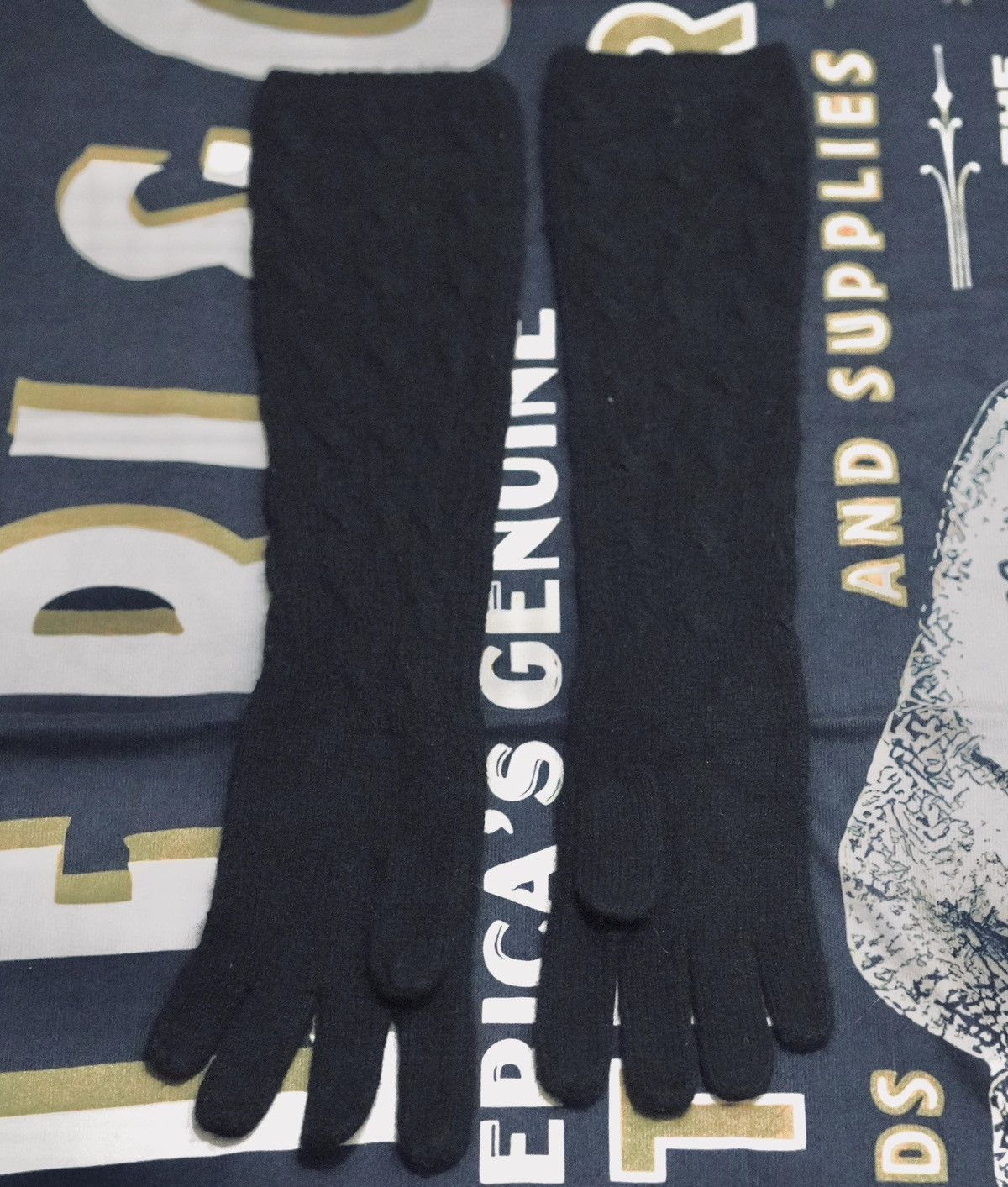 Ralph Lauren Purple Label Ralph Lauren elegant cashmere long gloves Size ONE SIZE - 2 Thumbnail
