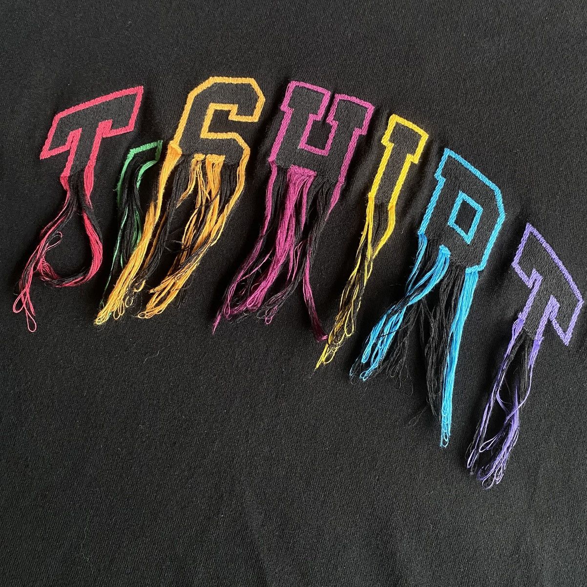 Doublet SS18 Fray Embroidered T Shirt Size US S / EU 44-46 / 1 - 3 Thumbnail