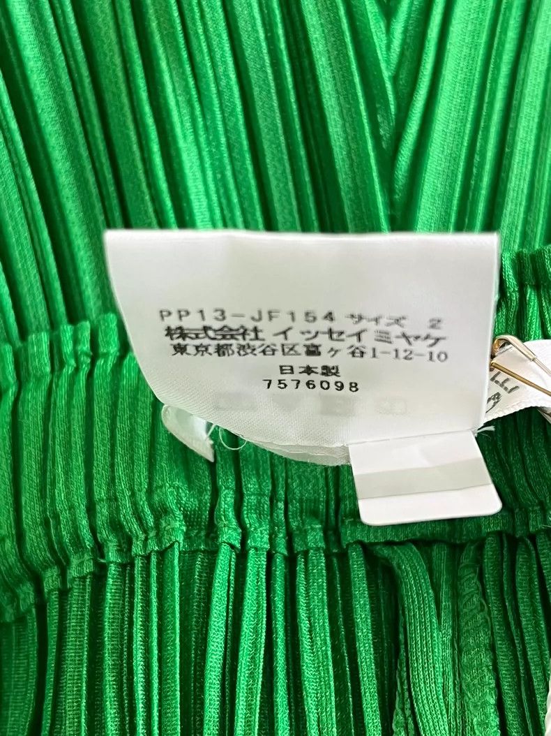 Issey Miyake Issey Miyake size:2 Green pleated pants Size 28" / US 6 / IT 42 - 4 Thumbnail