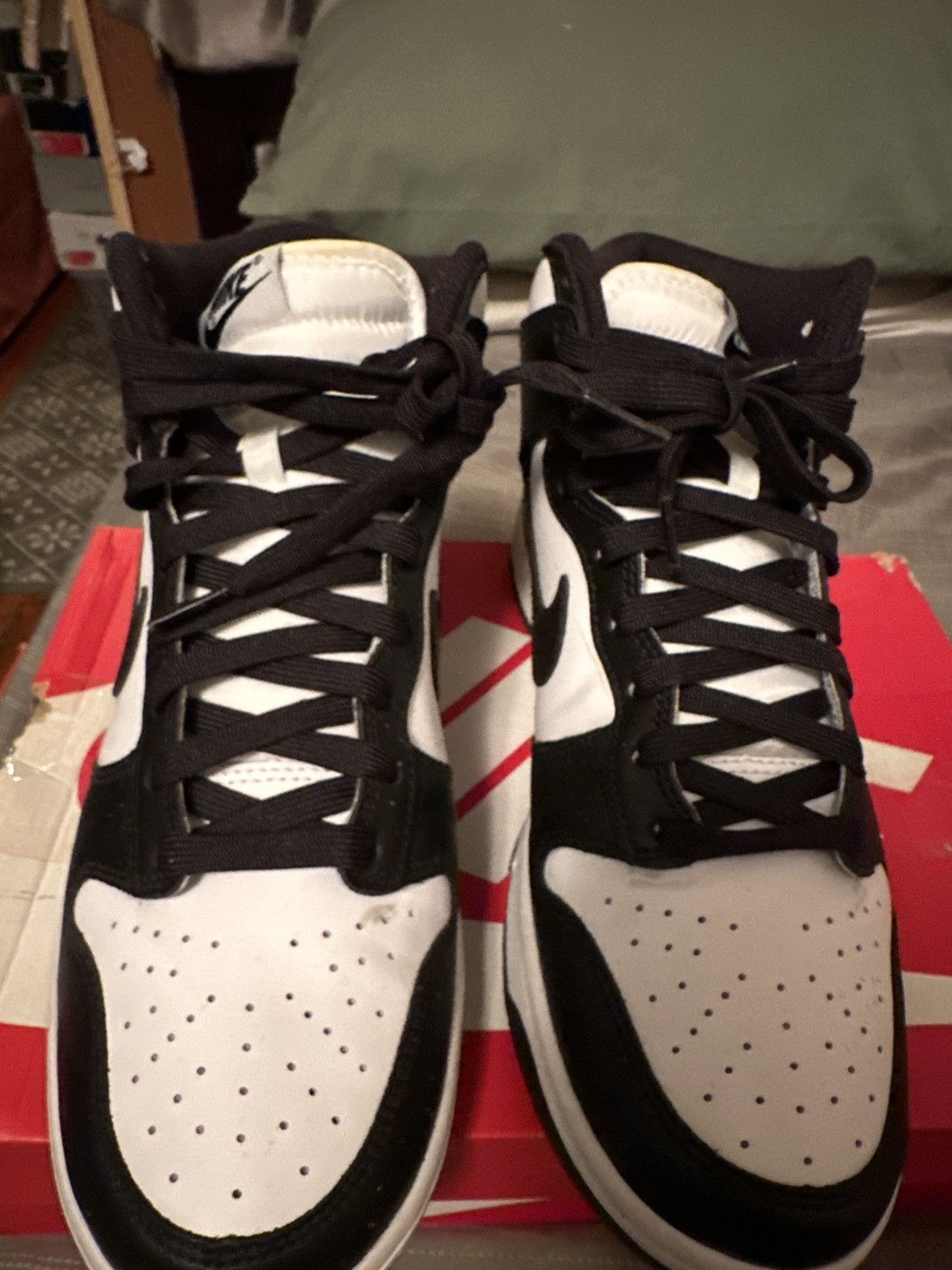 Nike NIKE DUNK HIGH RETRO “BLACK/WHITE Size US 9 / EU 42 - 4 Thumbnail